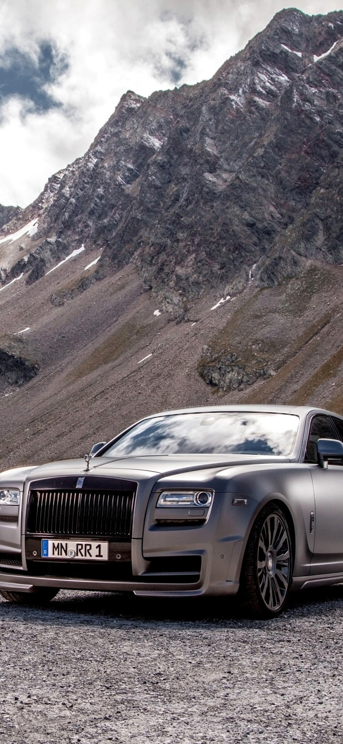 Rolls-Royce: Model Ghost Tuning, The British automotive manufacturer. 1170x2540 HD Background.