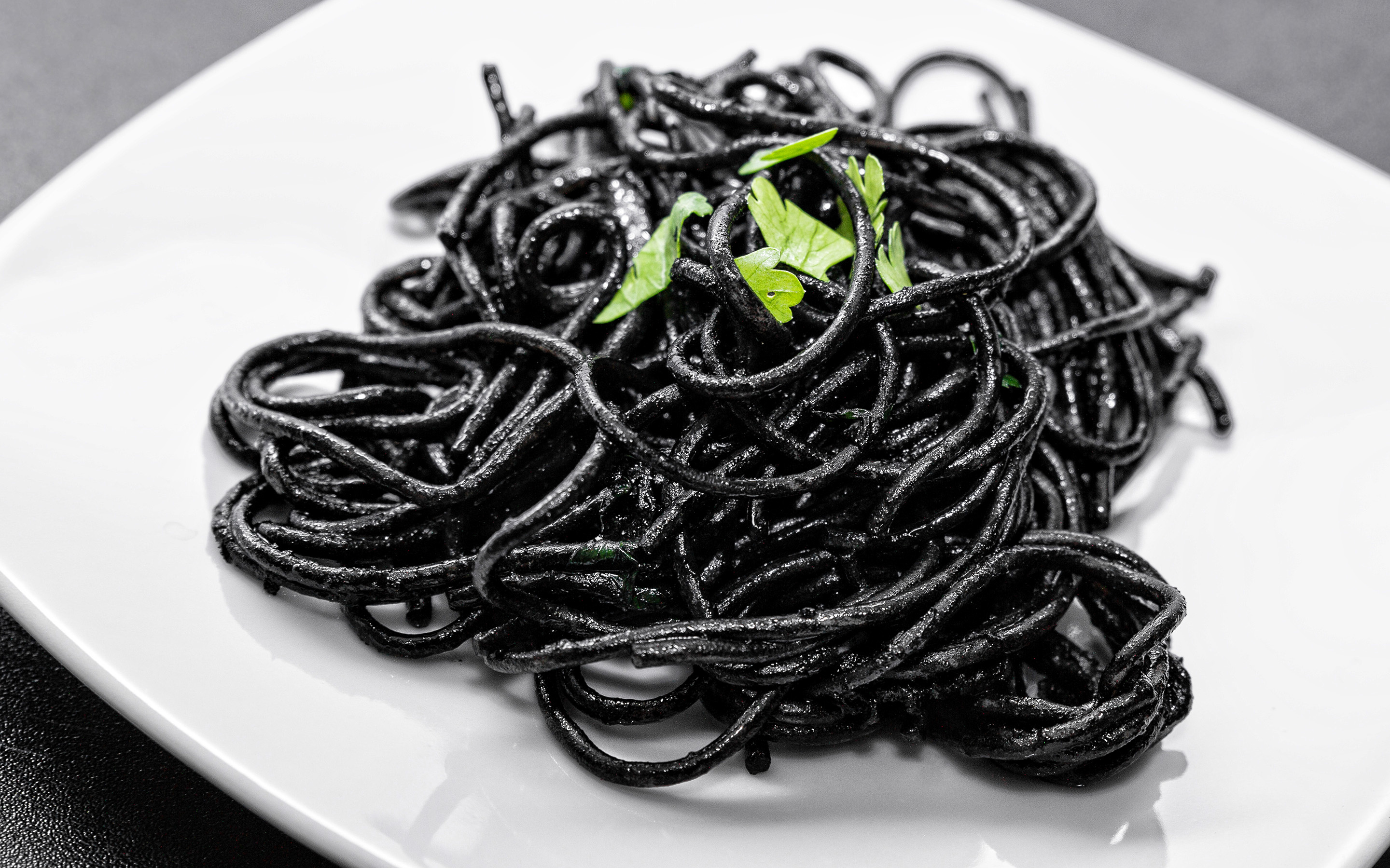Pasta: Black spaghetti, Fresh type is traditionally produced by hand. 2880x1800 HD Background.