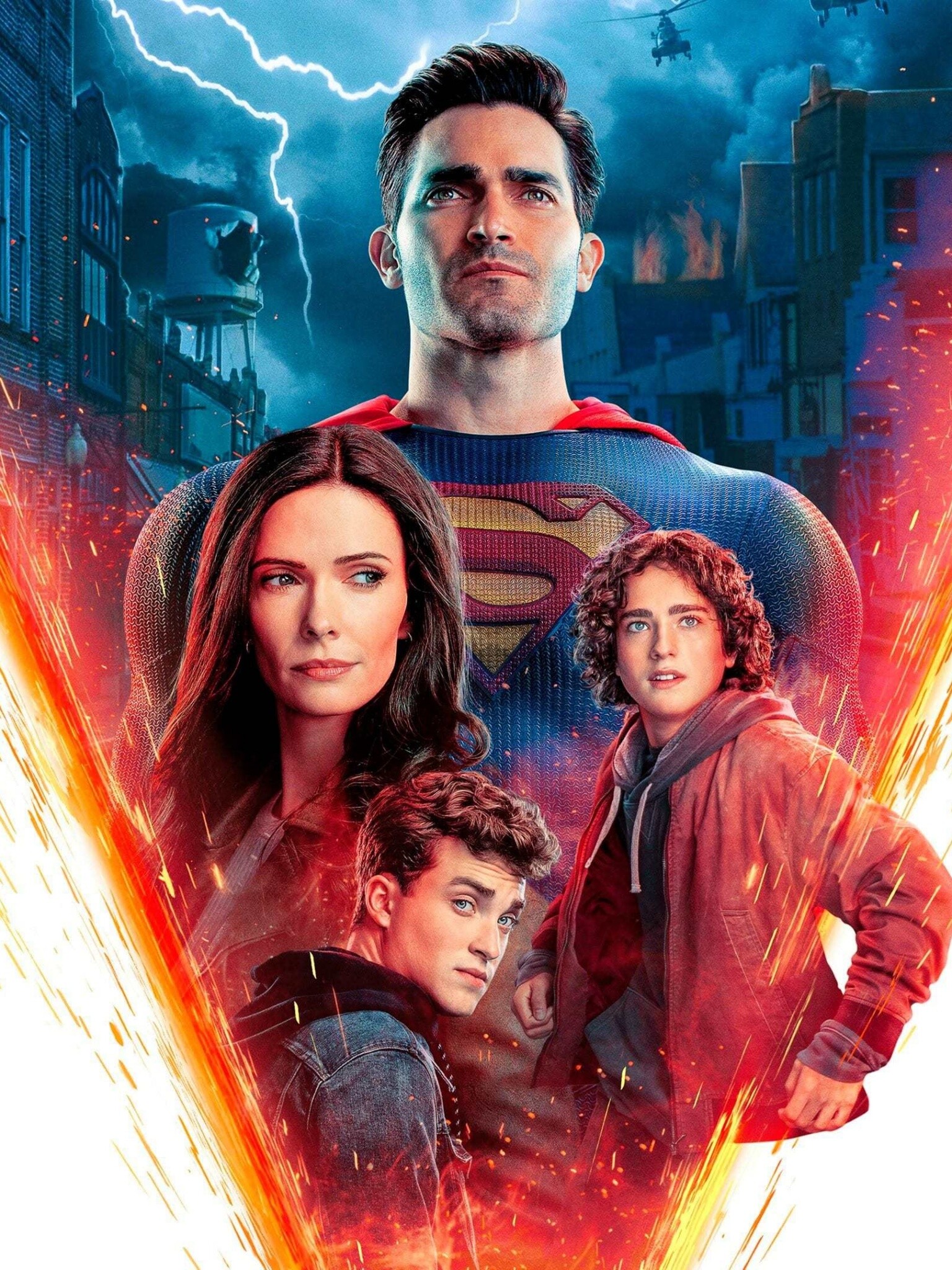 Superman and Lois (TV Series): 2022 show, Season 2, Tyler Hoechlin, Elizabeth Tulloch, Jordan Elsass and Alex Garfin. 1540x2050 HD Background.