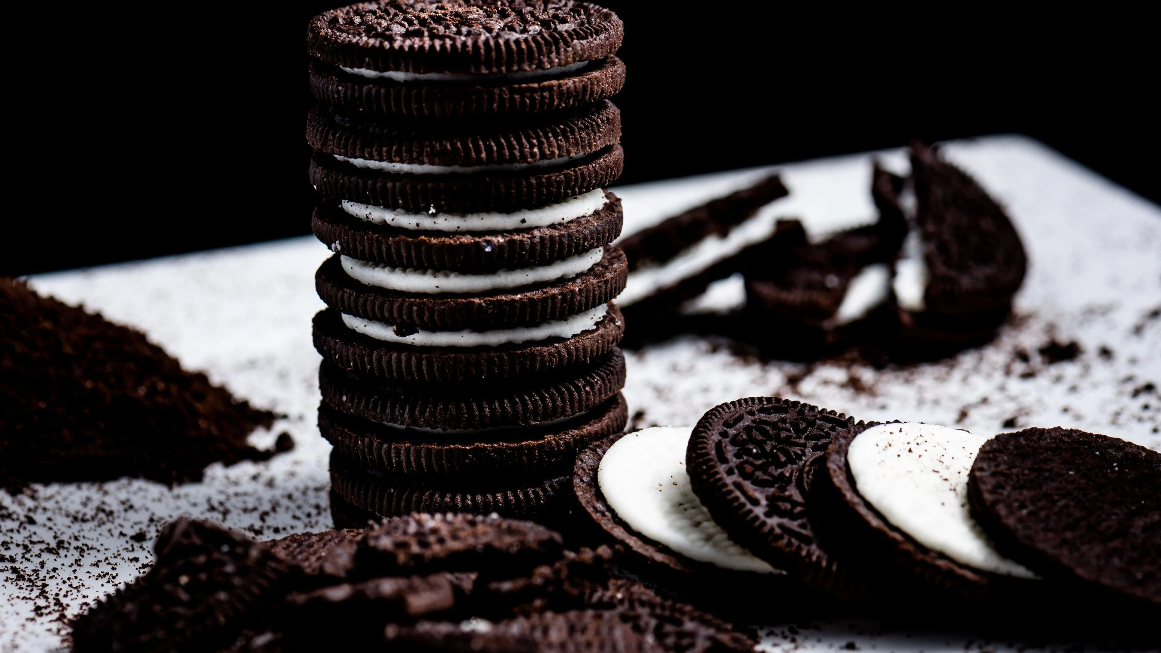 Oreo Cookies: A brand of sandwich cookie, Baked goods. 3840x2160 4K Wallpaper.