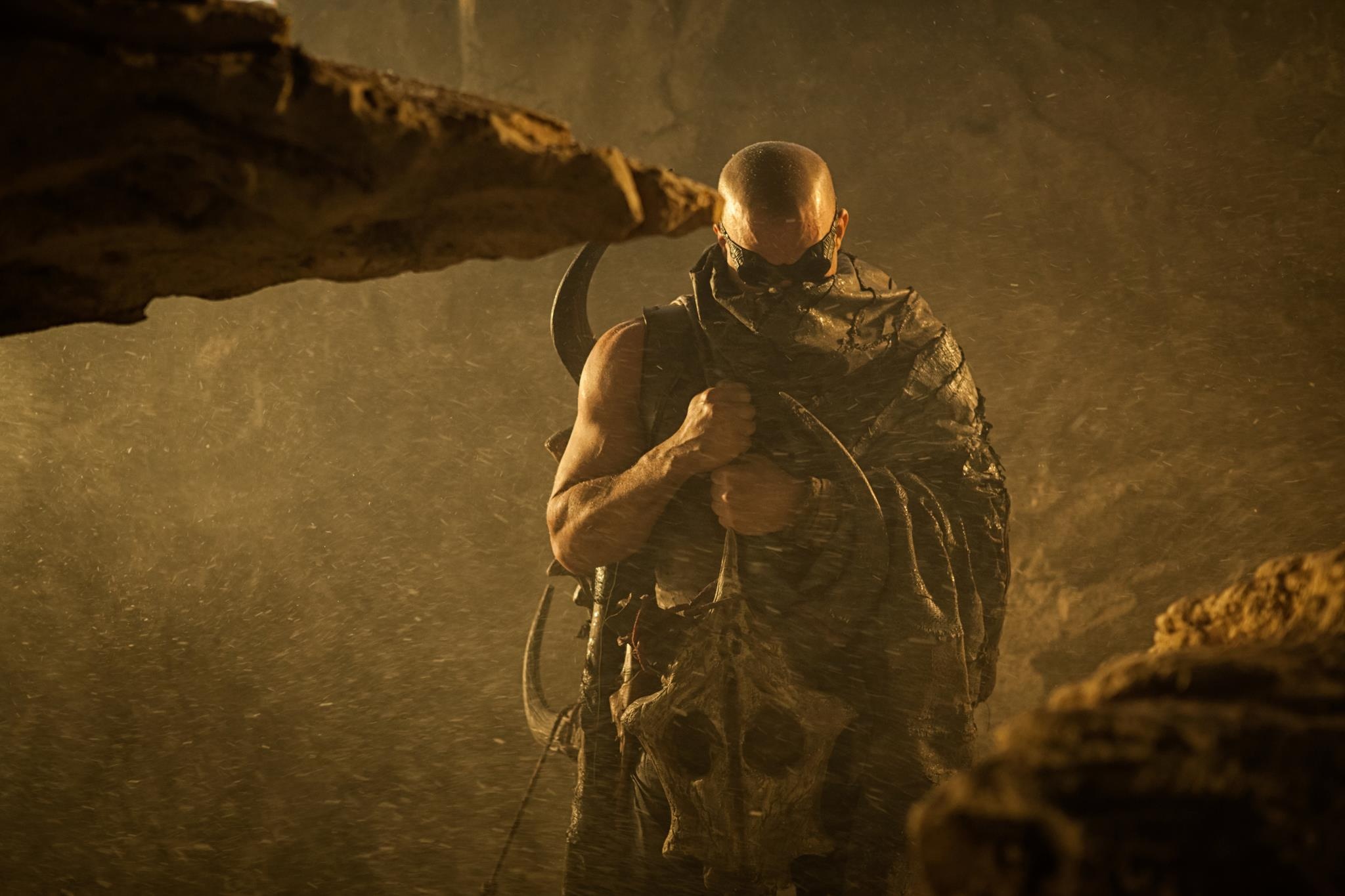 Riddick, 2013 movie, photo, Vin Diesel, 2050x1370 HD Desktop