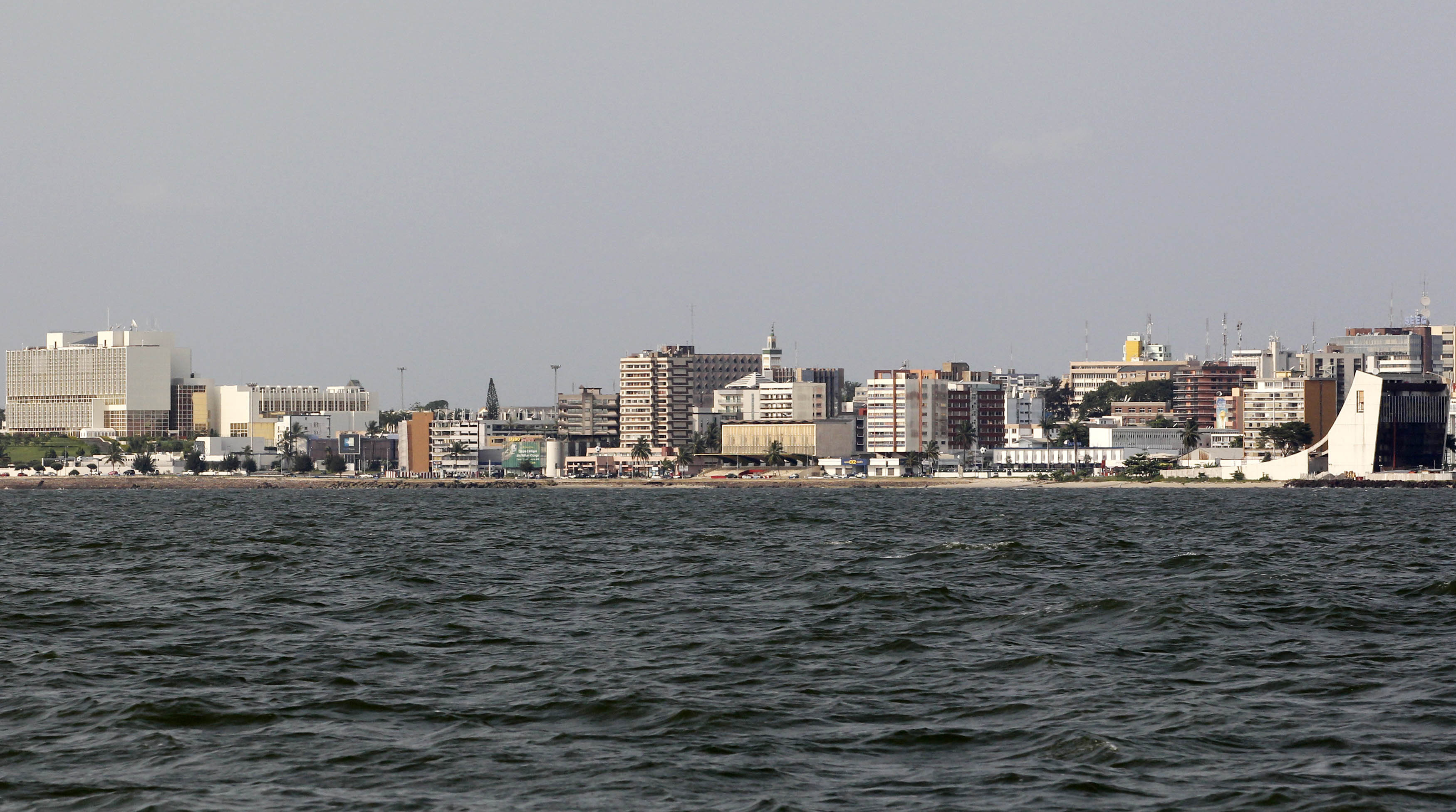Libreville view, Gabon's capital, Coastline view, Intelligence Afrique, 3500x1960 HD Desktop