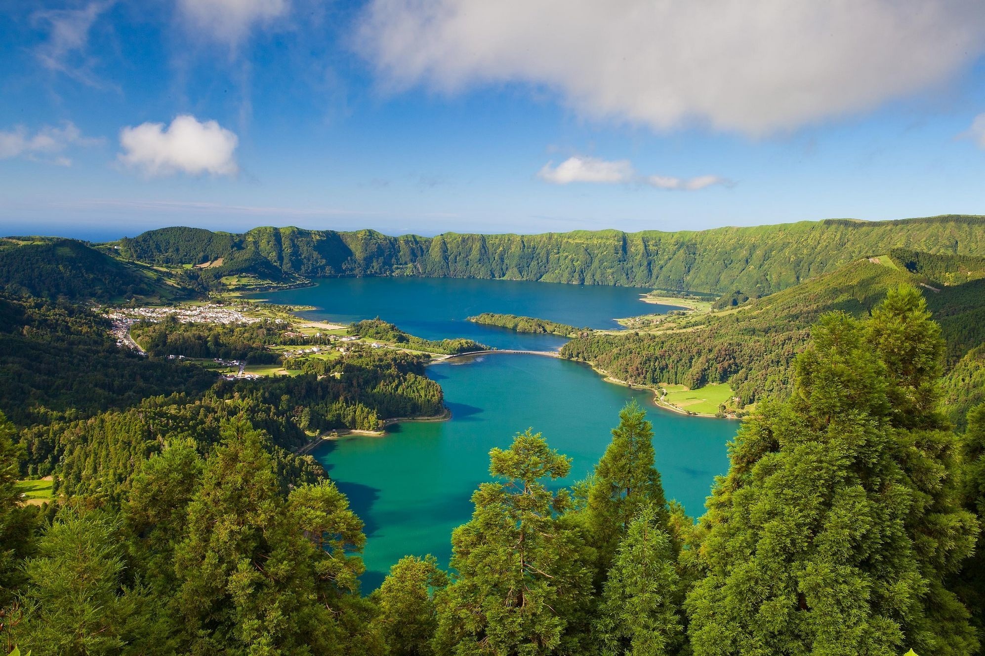 Free Azores images, Captivating beauty, Untouched paradise, Stunning landscapes, 2000x1330 HD Desktop