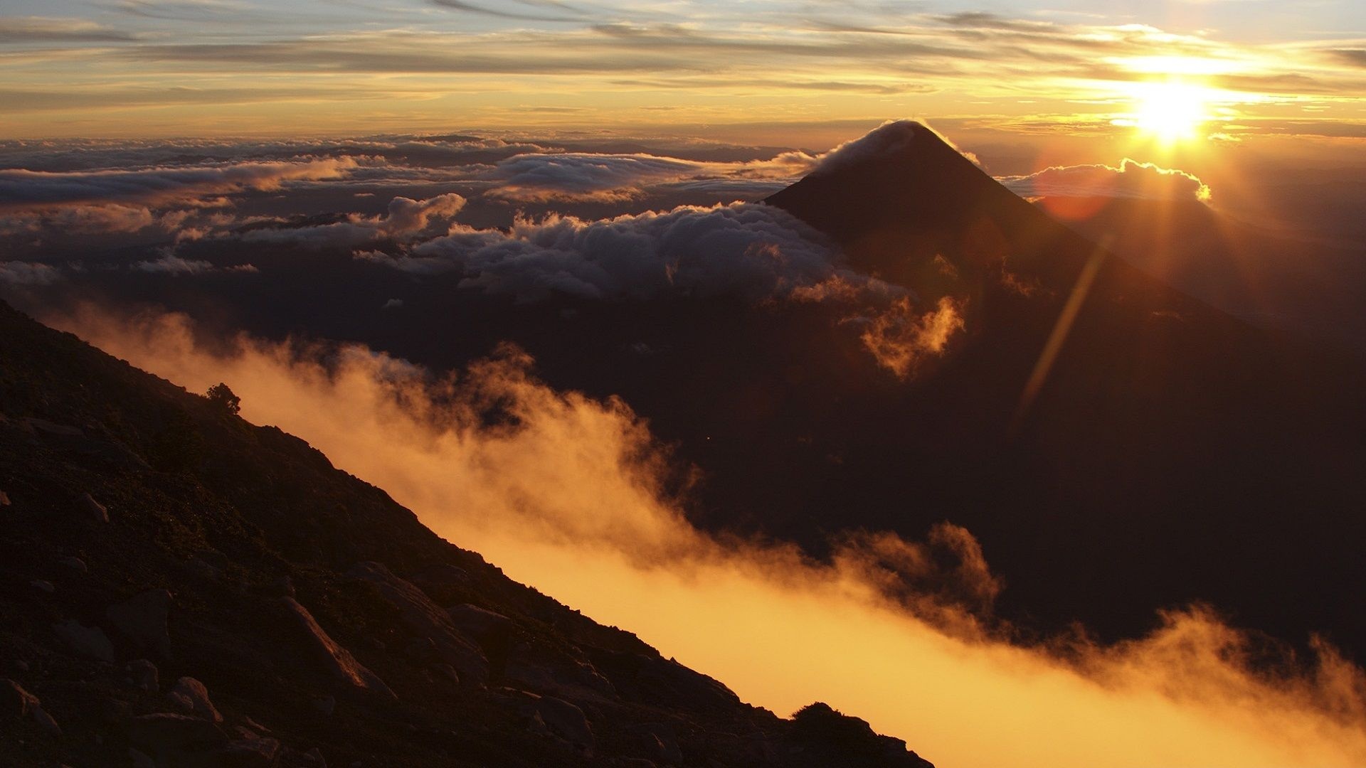 Sunrise over Acatenango volcano, Vibrant sky, Nature's marvel, Breathtaking landscapes, 1920x1080 Full HD Desktop