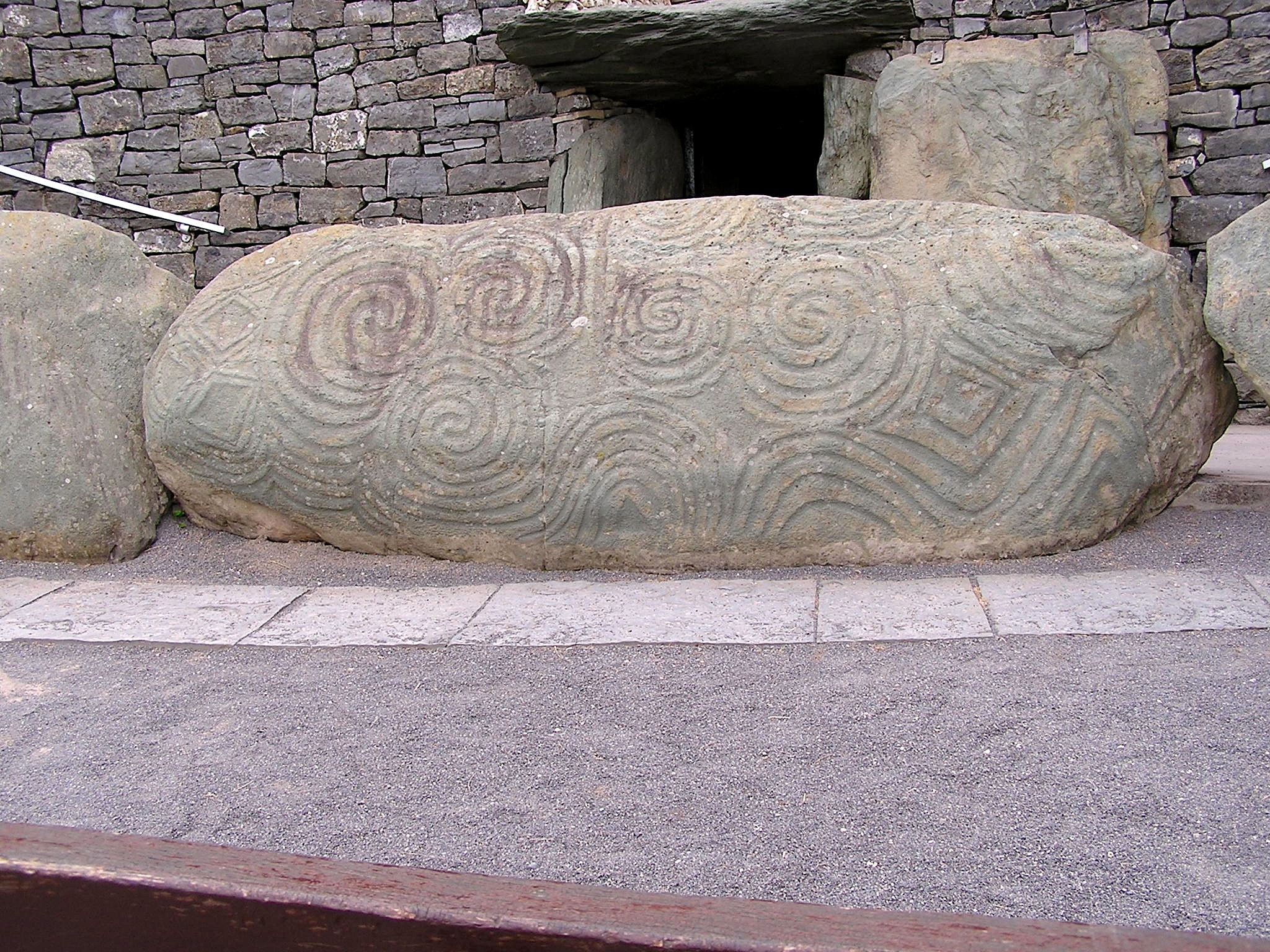 Newgrange, Spiral stone, County Meath, Neolithic studies, 2050x1540 HD Desktop