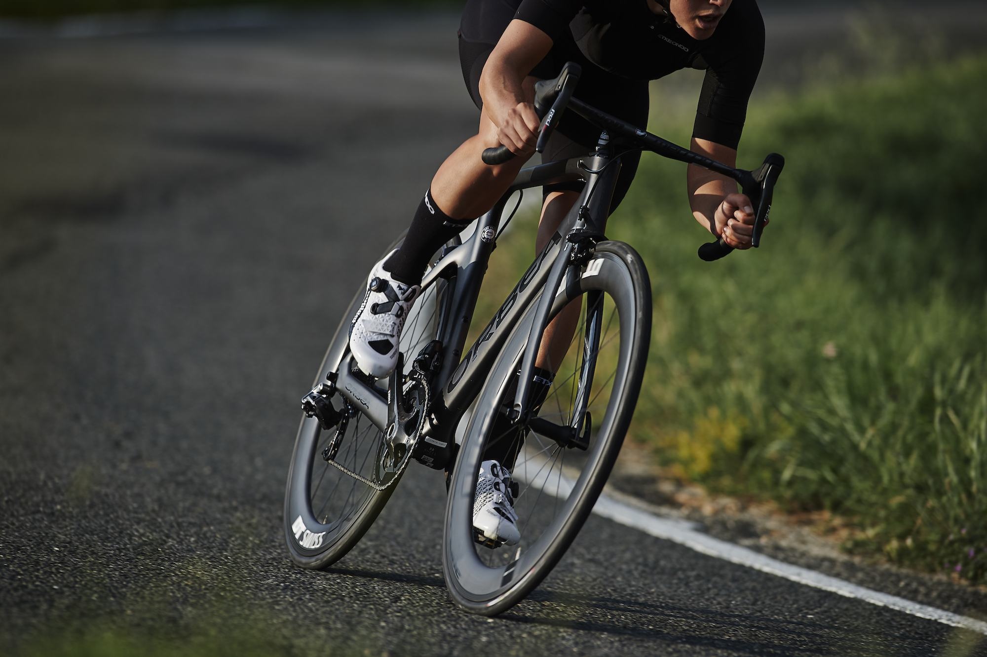 Orbea, Aero bike, Tour de France, Cutting-edge technology, 2000x1340 HD Desktop