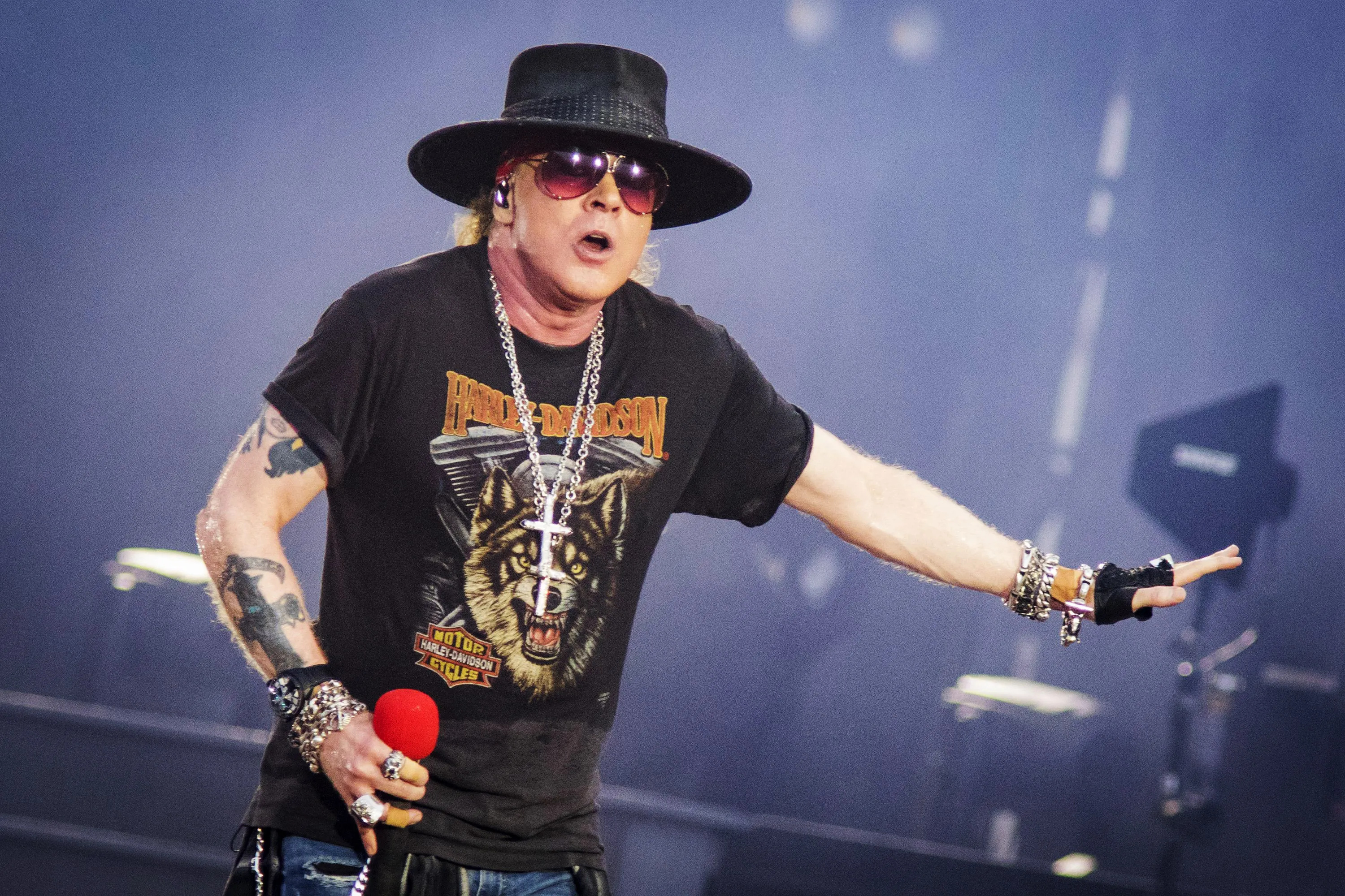 Guns N' Roses, Axl Rose's explanation, Political rallies, Musical independence, 3000x2000 HD Desktop