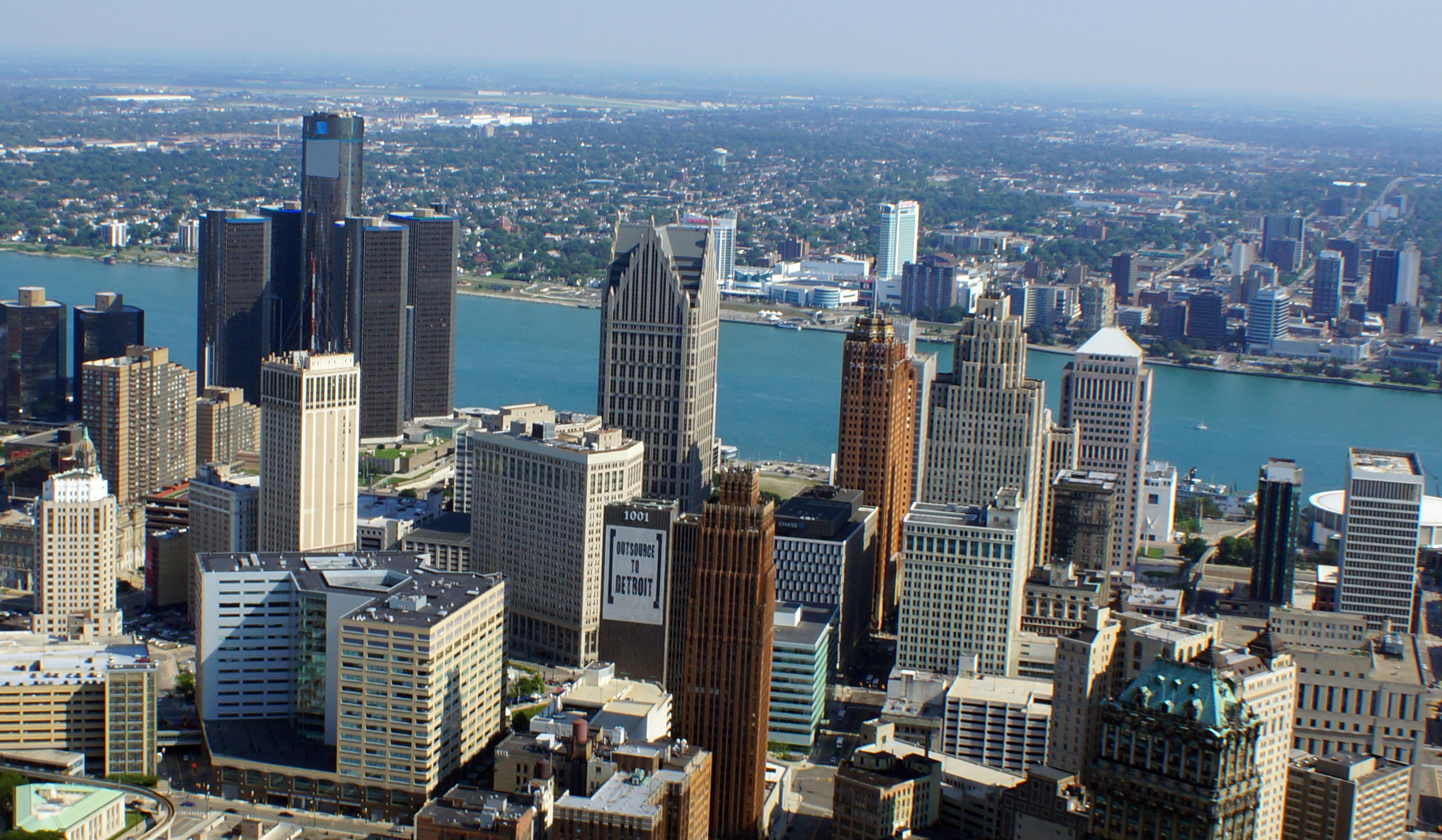 Detroit skyline, Aerial promanas group, Traverse City, Detroit, 2860x1670 HD Desktop
