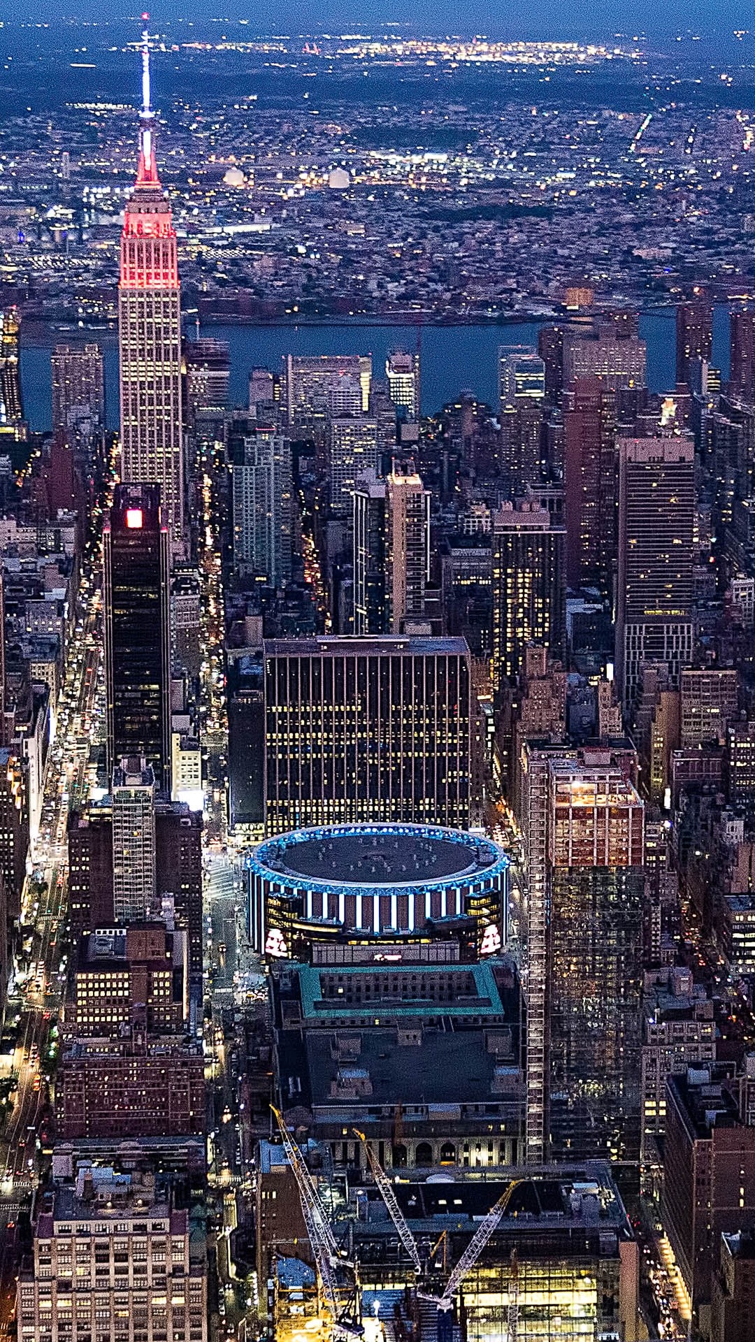 Madison Square Garden, Empire State Building, New York City, Spotlight images, 1080x1920 Full HD Handy