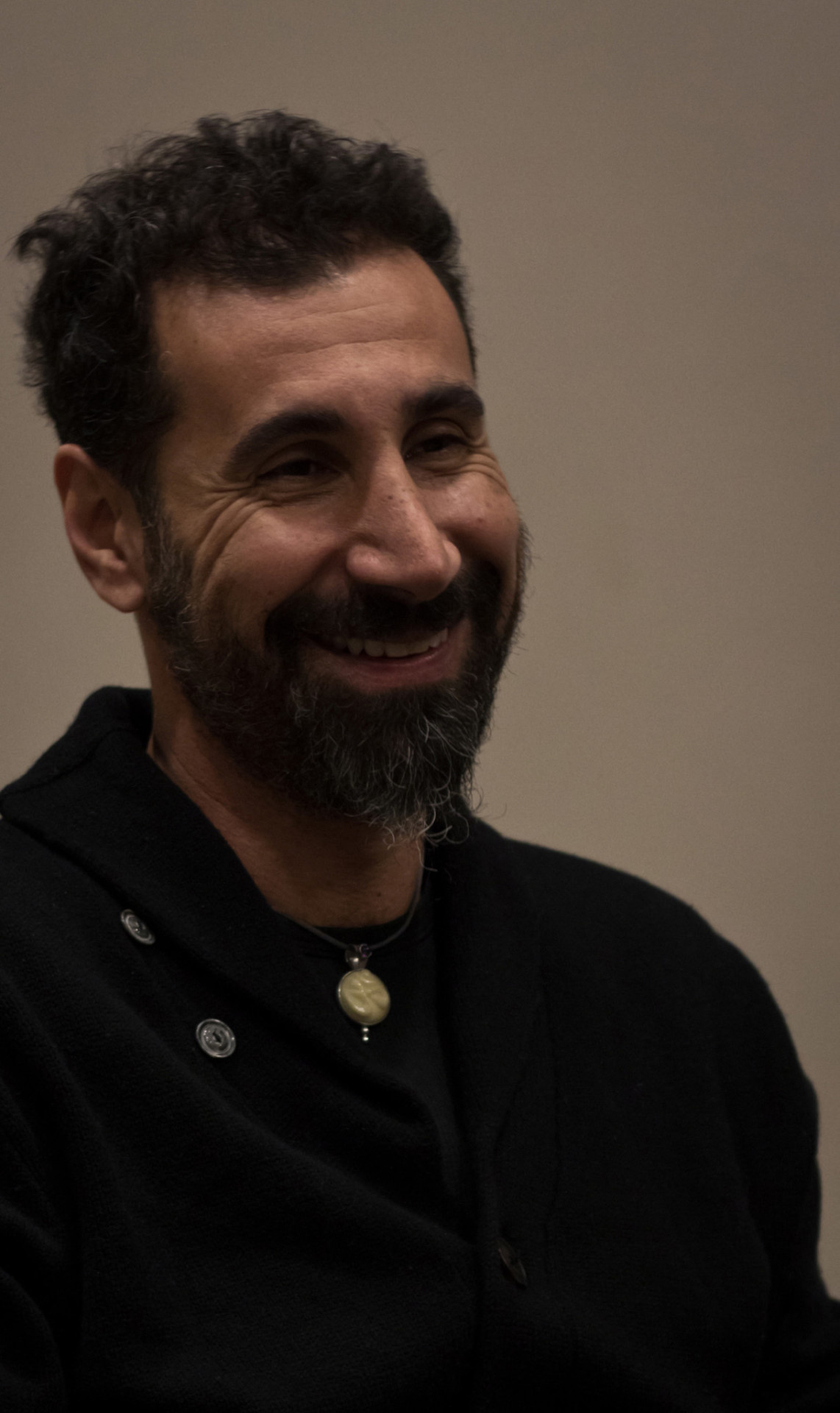 Serj Tankian, Through the eyes of music, Artistic journey, Creative process, 1150x1920 HD Phone