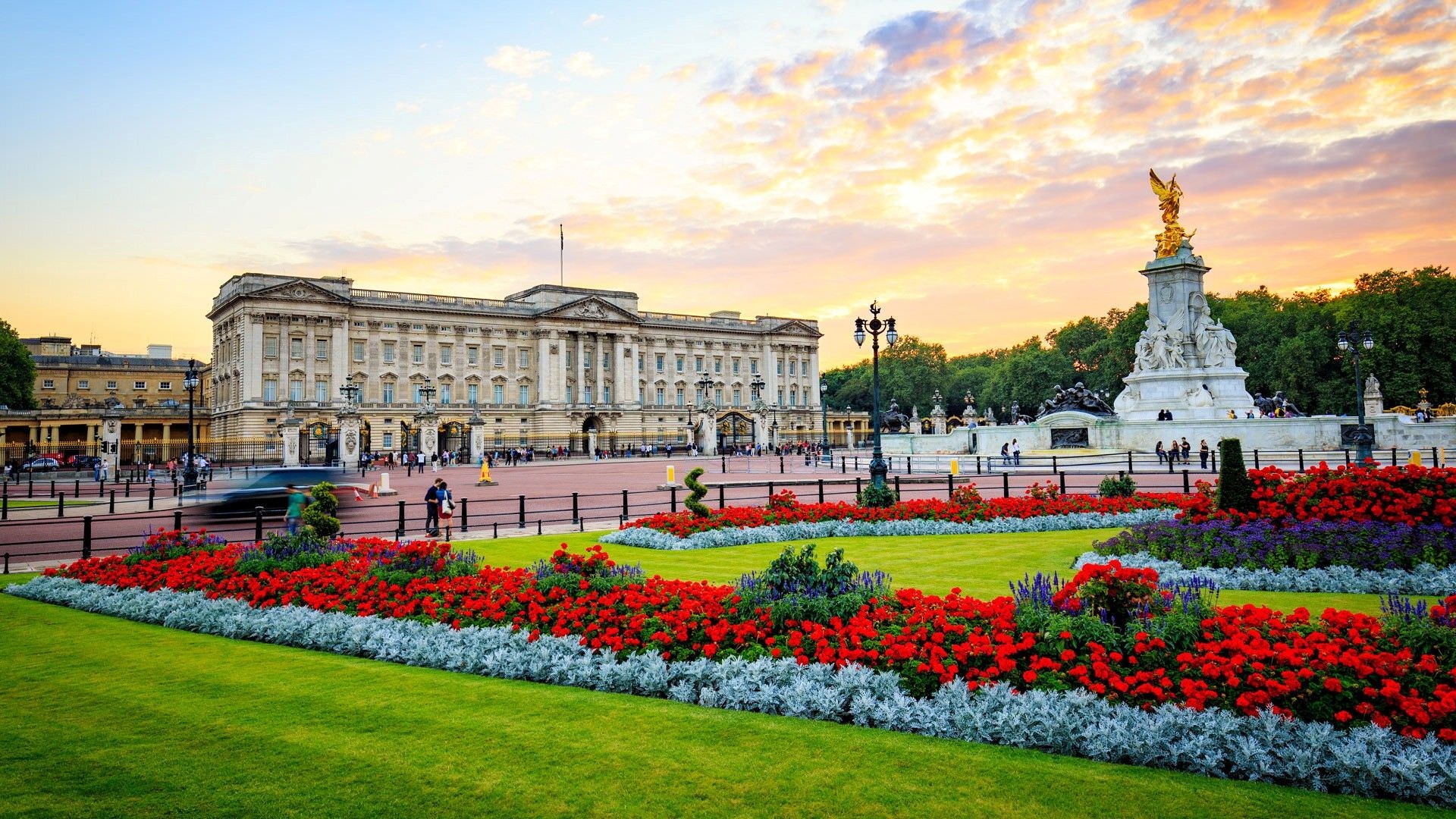 Palace: Buckingham Palace, St James's Park, A London royal residence. 1920x1080 Full HD Background.