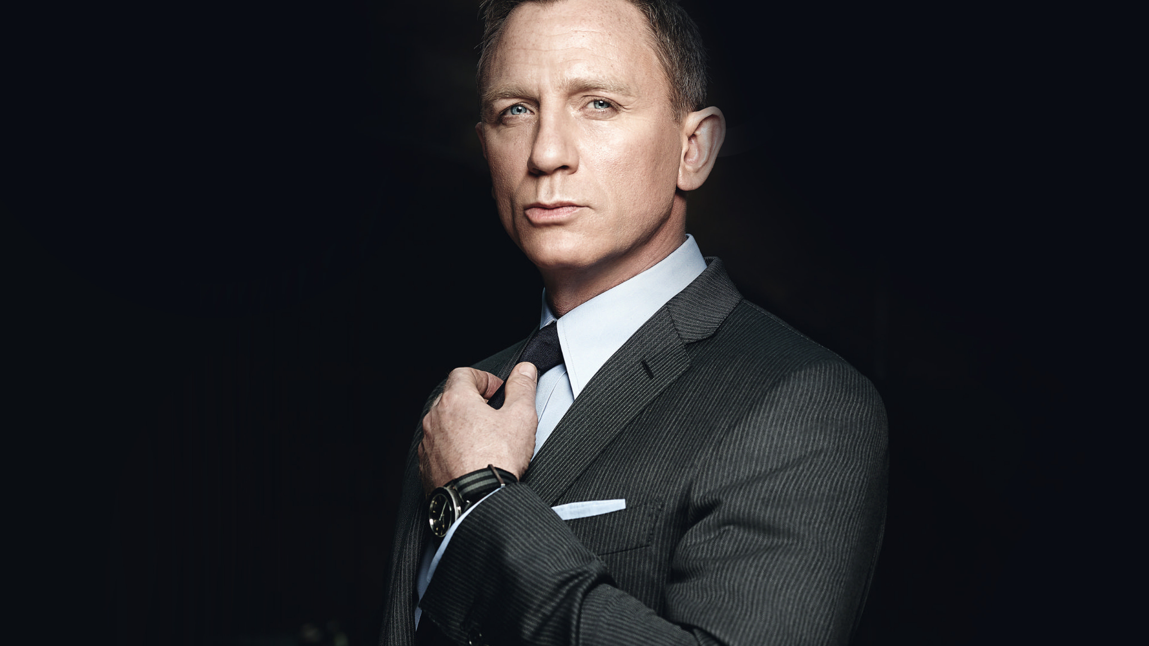 Specter Daniel Craig, Dark film, Agent 007, Intense action, 3840x2160 4K Desktop