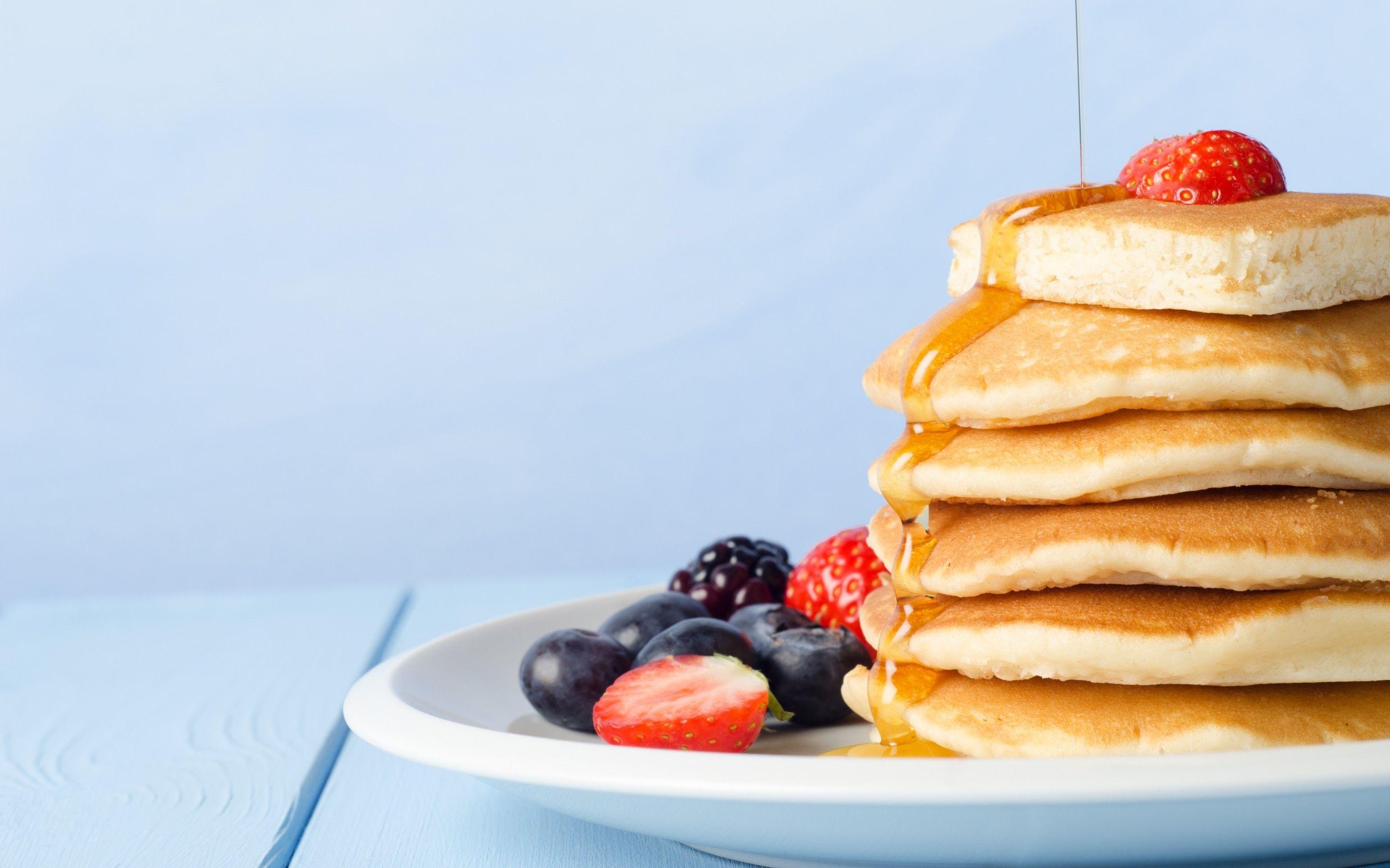 Pancake: A mixture of flour, eggs, milk, and butter, fried on a greased griddle. 2880x1800 HD Wallpaper.
