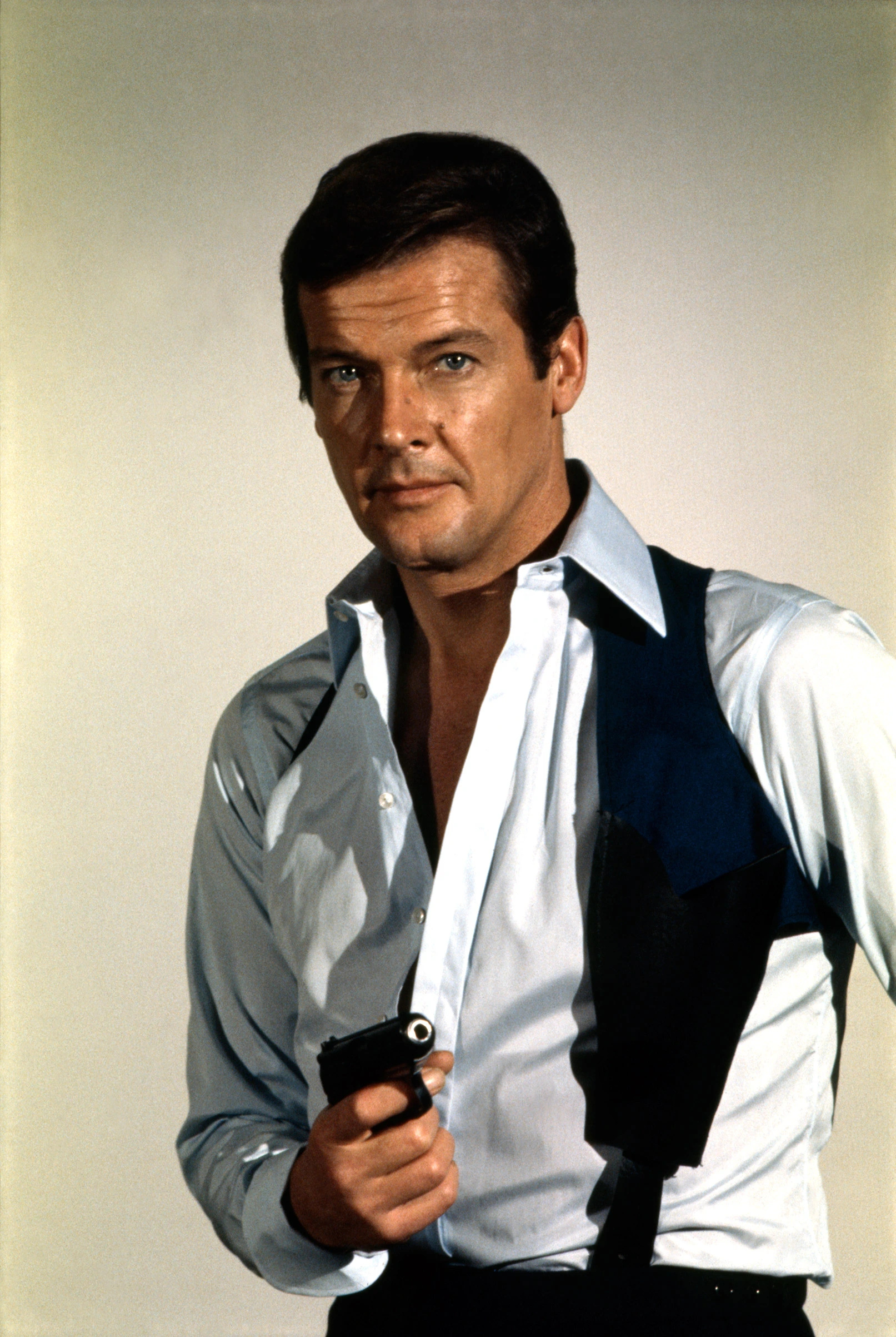 James Bond movie, Roger Moore, actor, timeless, 1620x2410 HD Handy