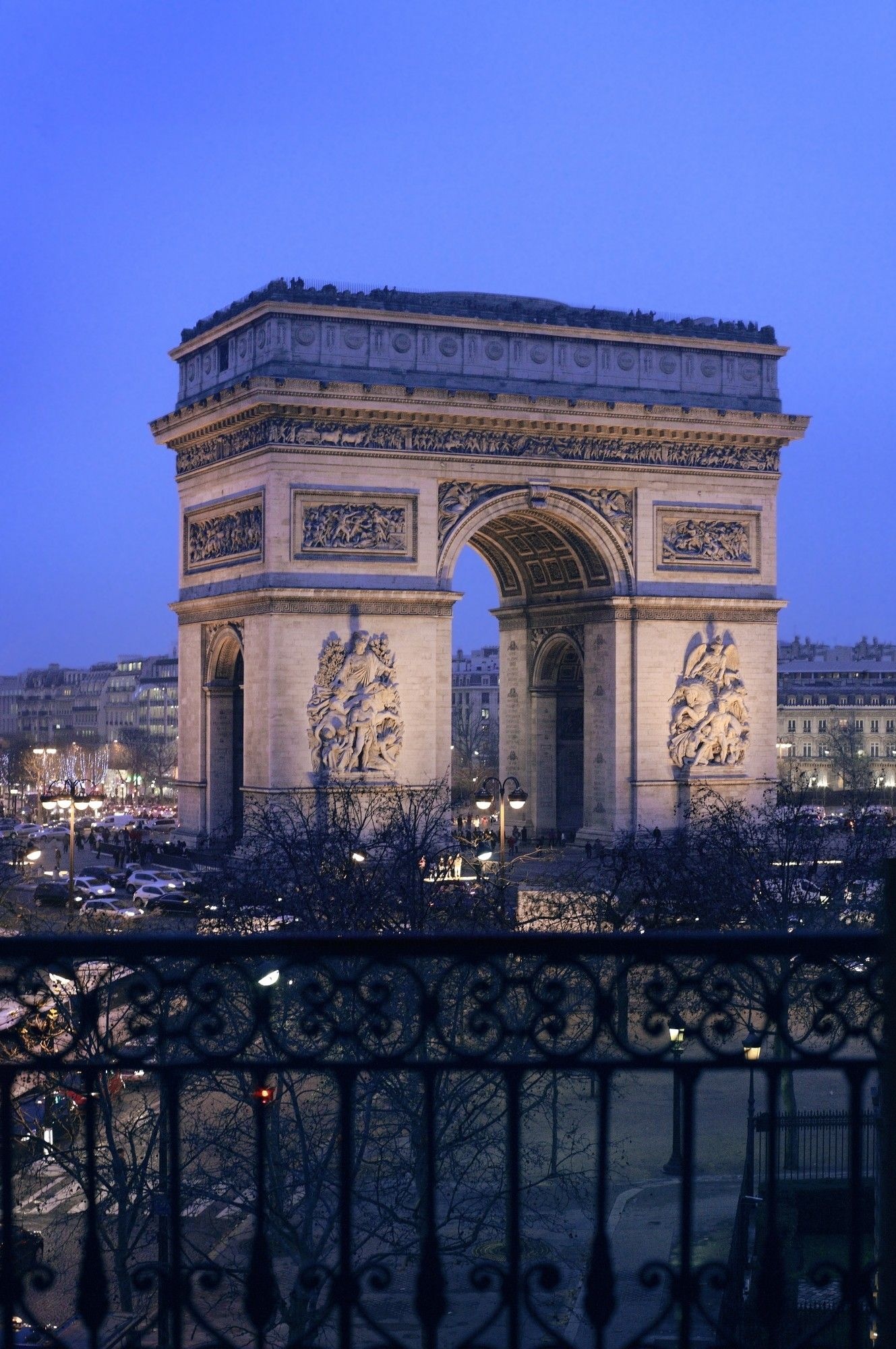 Arc de Triomphe, Champs Elysees, Splendid hotel, Parisian beauty, 1330x2000 HD Phone
