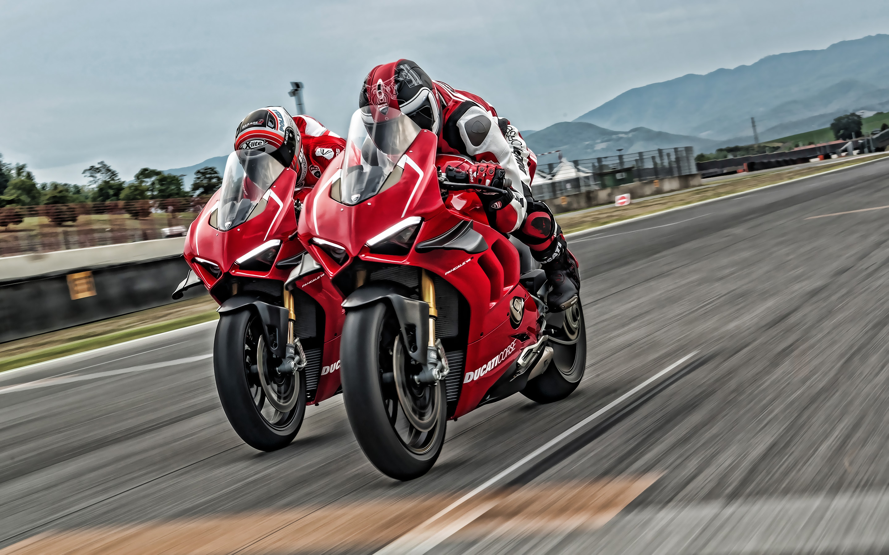 Ducati Panigale V4, New red, Racing motorcycles, High quality, 2880x1800 HD Desktop
