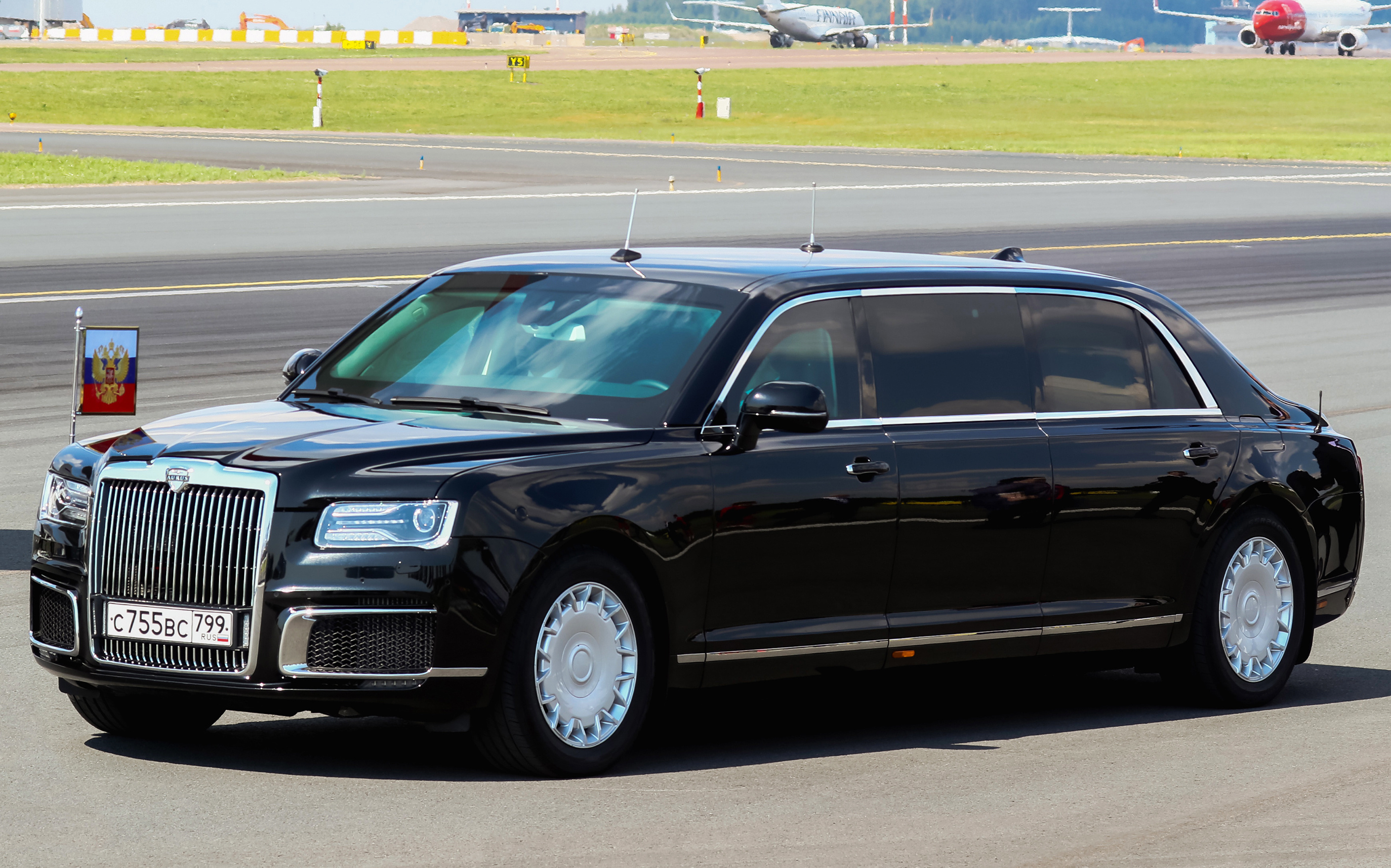 Aurus Senat, Luxury cars, High-end limousine, Car wallpaper, 2820x1760 HD Desktop