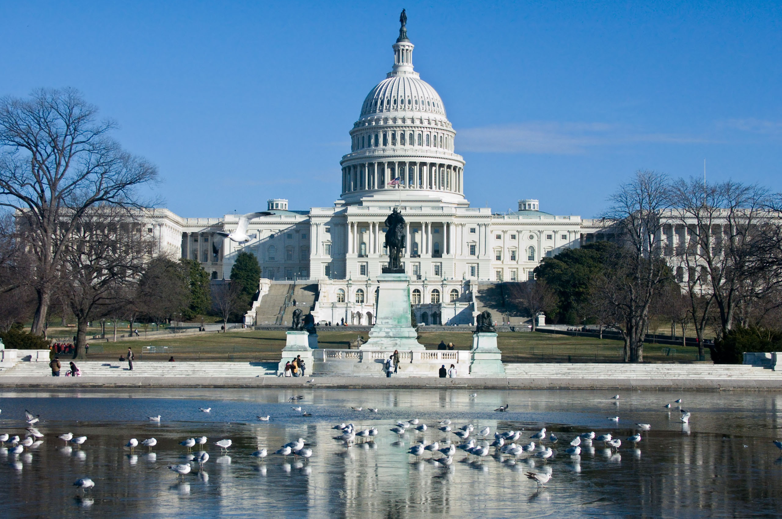 Washington, D.C.: The Capitol Building, Architecture. 2560x1700 HD Background.