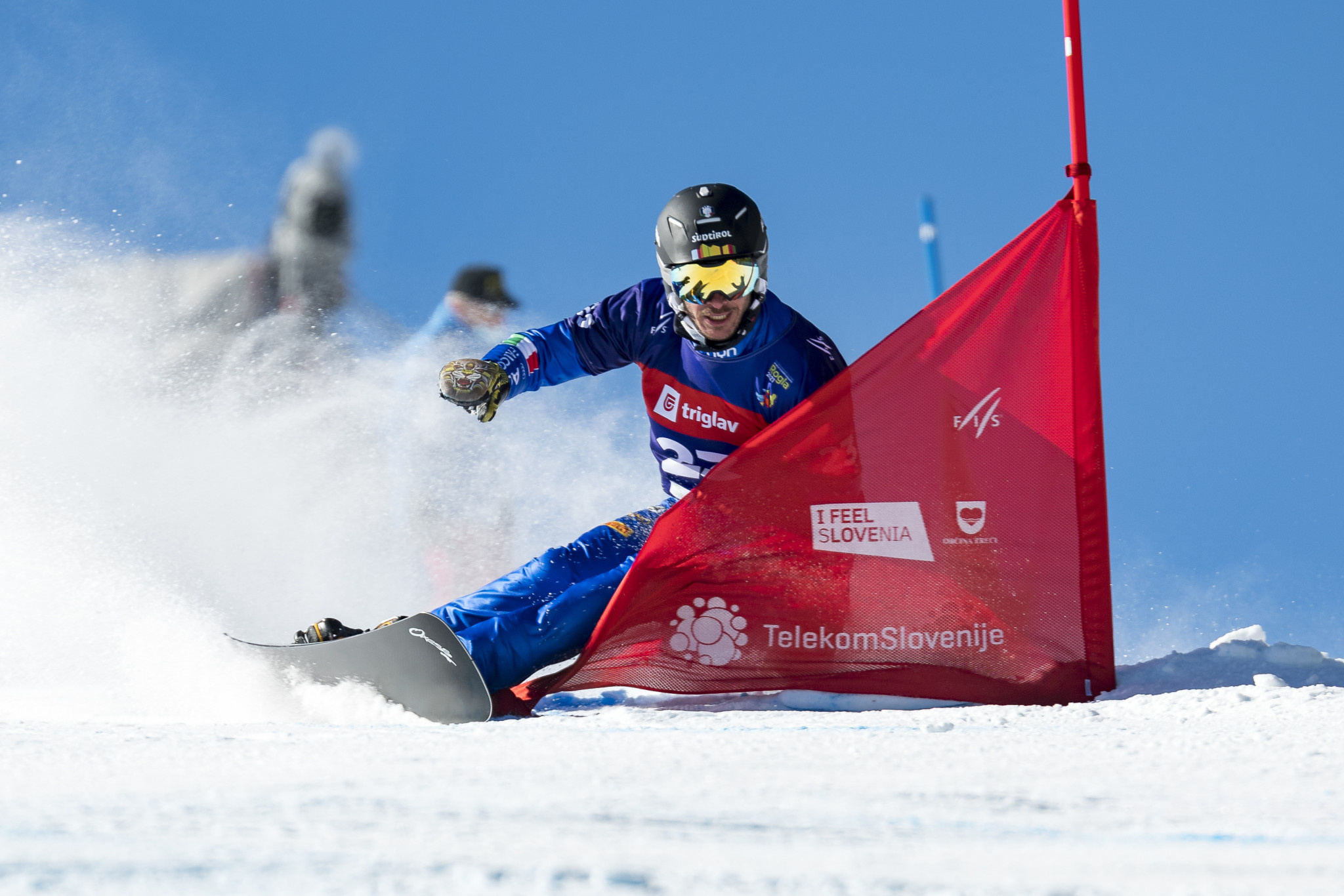 Roland Fischnaller, FIS Snowboard Alpine, Parallel slalom push, 2050x1370 HD Desktop