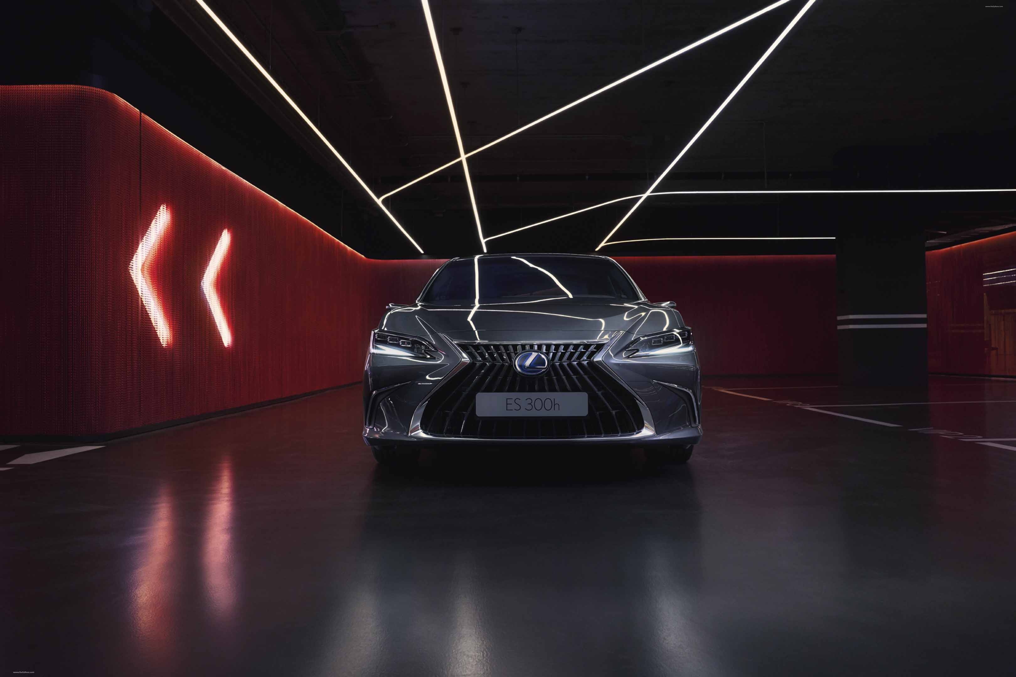 Lexus ES 300h, Year 2022, Hybrid sedan, Fuel-efficient, 3240x2160 HD Desktop