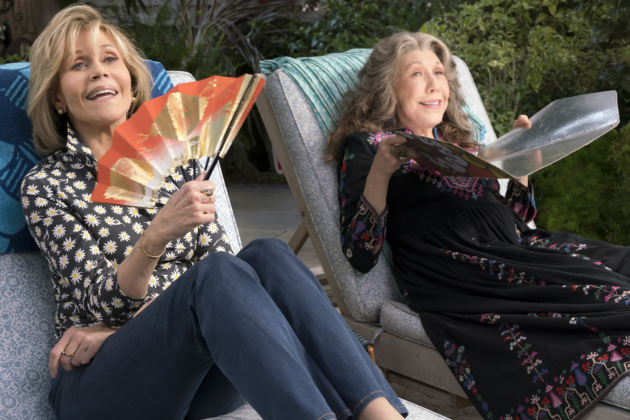 Grace and Frankie, Heartwarming series, Laughter and tears, A show to remember, 2070x1380 HD Desktop