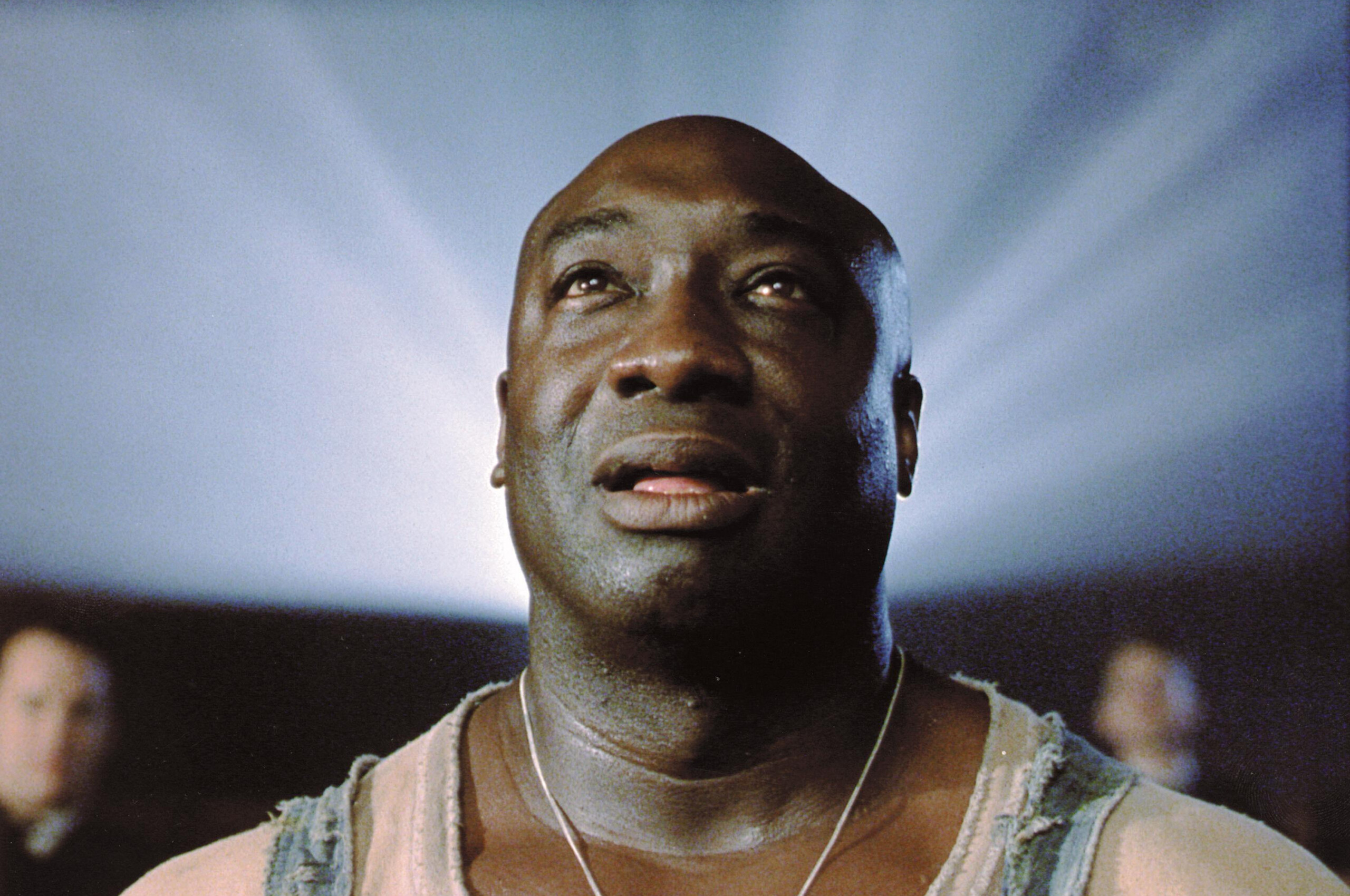 The Green Mile: Michael Clarke Duncan, The film premiered on December 10, 1999. 2560x1700 HD Wallpaper.