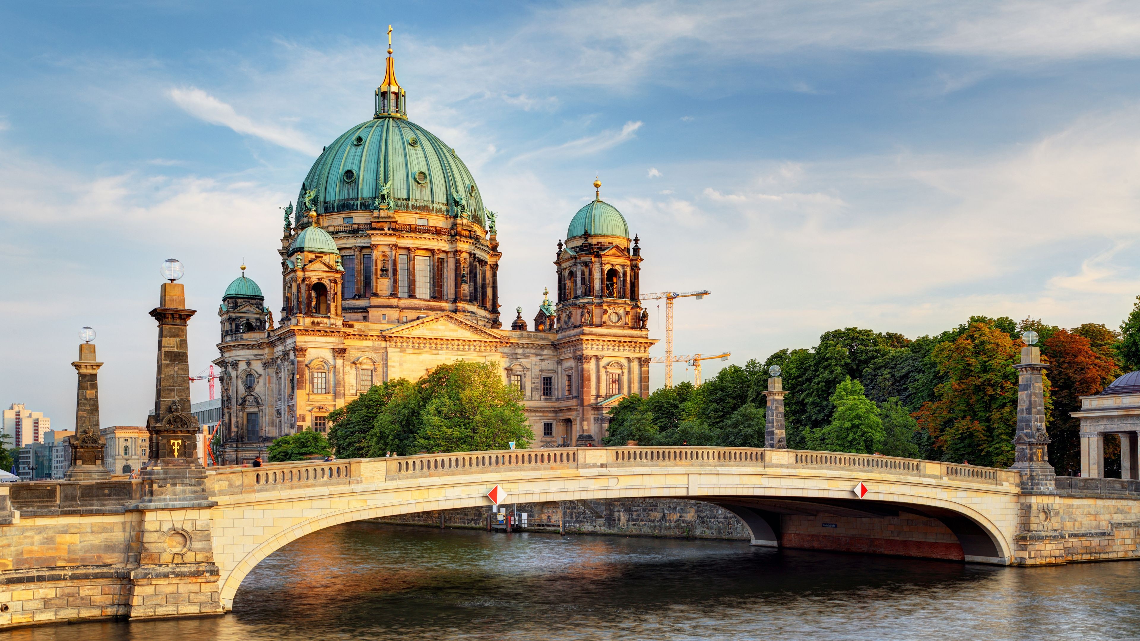 Cathedral: A monumental German Evangelical church, A castle chapel for the Berlin Palace. 3840x2160 4K Wallpaper.