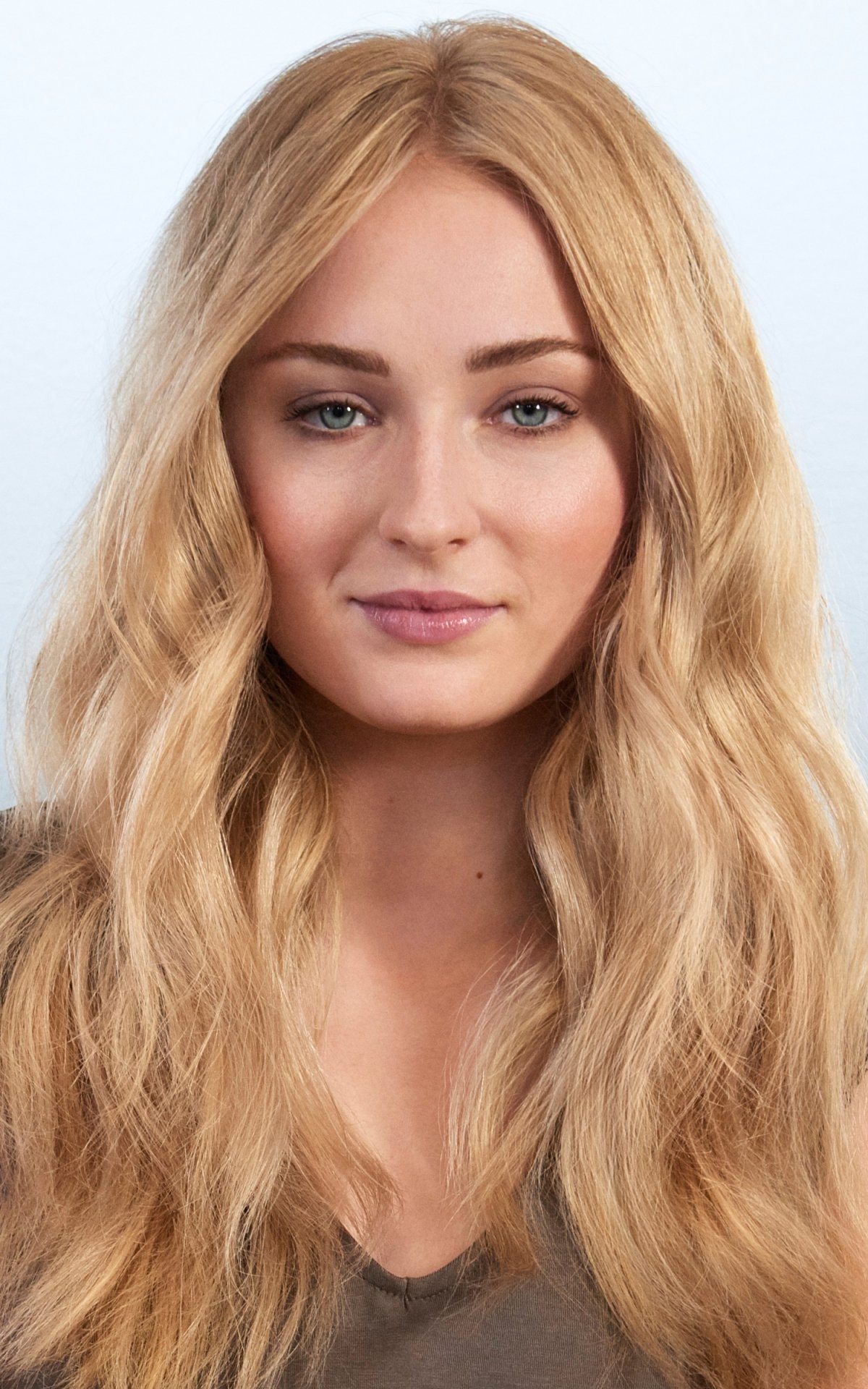 Sophie Turner: Made feature film debut in Another Me (2013) as Fay Delussey. 1200x1920 HD Background.