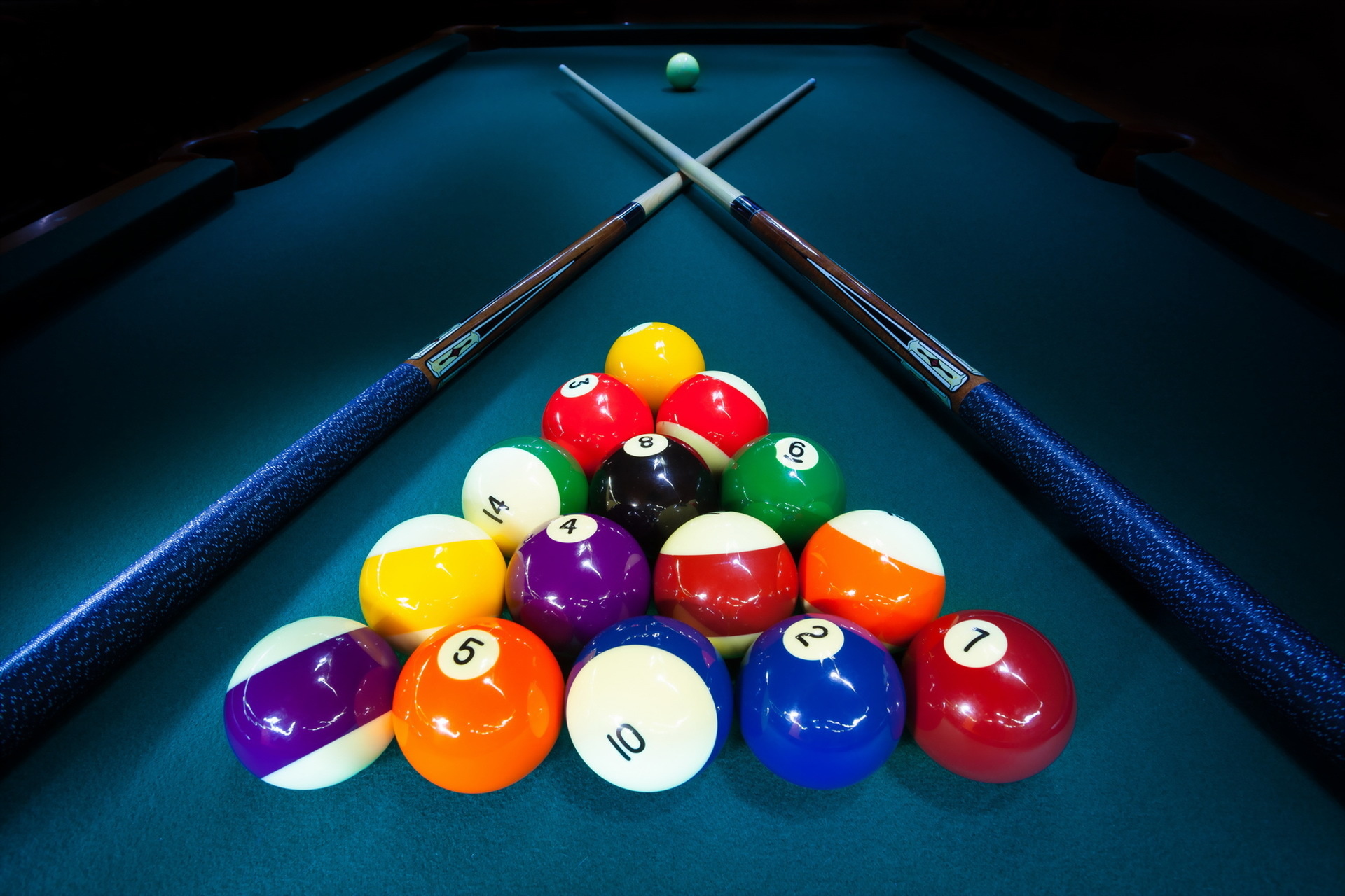 Billiards: Eight-ball, The most common style played around the world by professionals and amateurs. 1920x1280 HD Background.