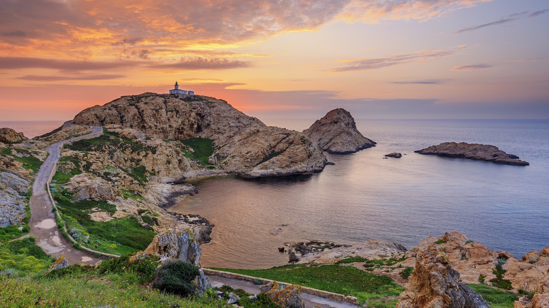 Seascape with Lighthouse, L'Ile-Rousse, Corsica Island, Windows 10 Spotlight, 1920x1080 Full HD Desktop