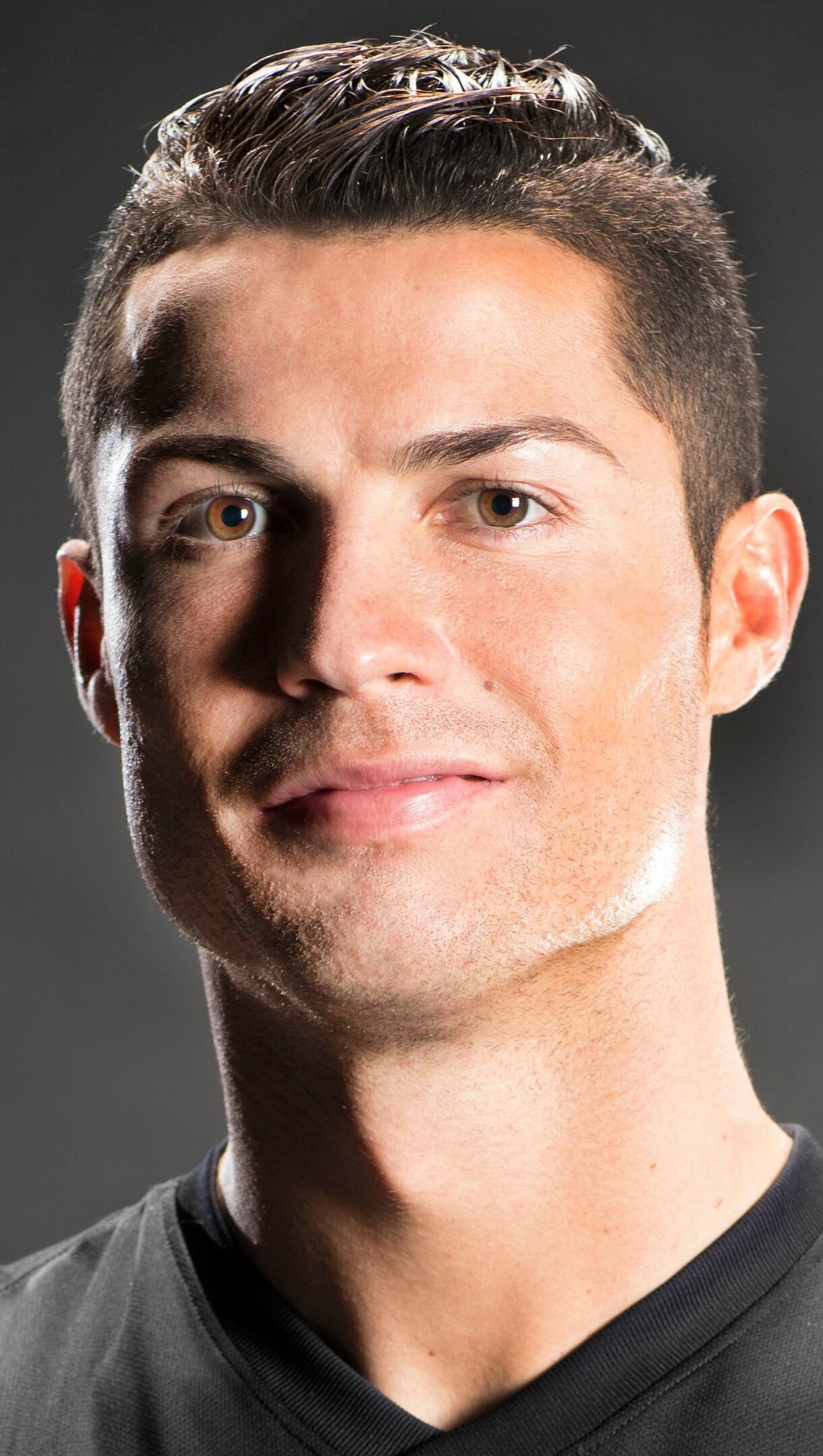 Cristiano Ronaldo, 4K Ultra HD wallpaper, ID:5023, Striking visuals, 1220x2160 HD Phone