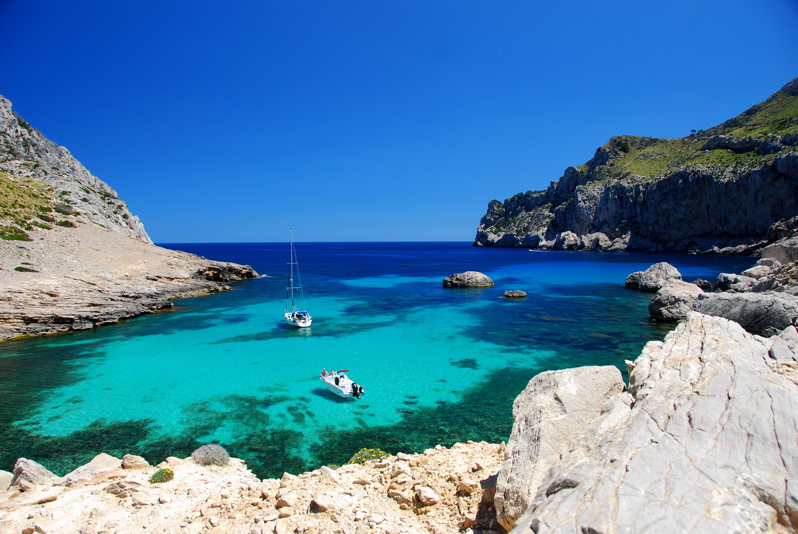 Majorca Mallorca Spain, Sea nature cove coast, Desktop mobile tablet, Captivating scenery, 2590x1730 HD Desktop
