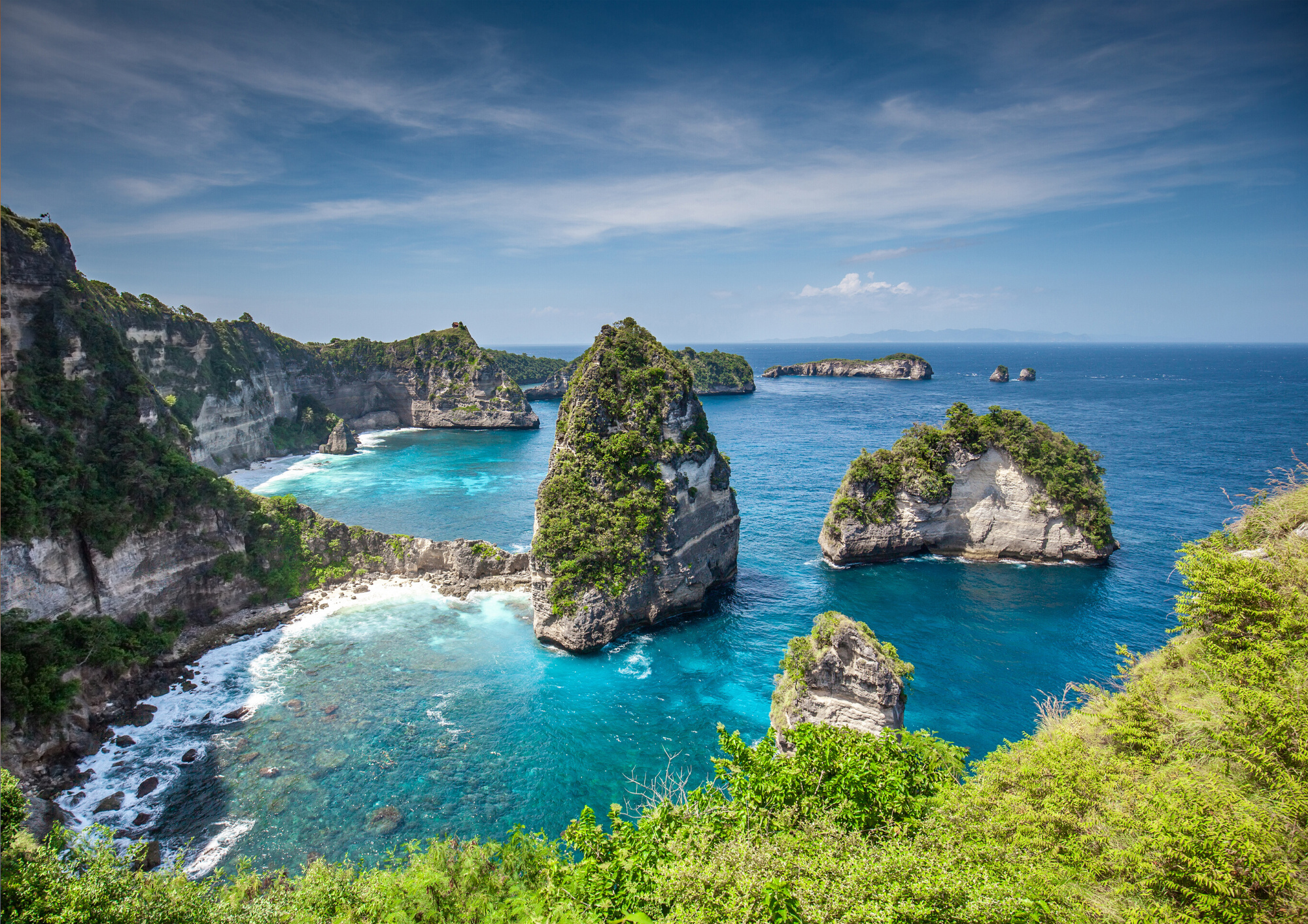 Bali underwater, Diving paradise, Marine wonders, Crystal clear depths, 2000x1420 HD Desktop