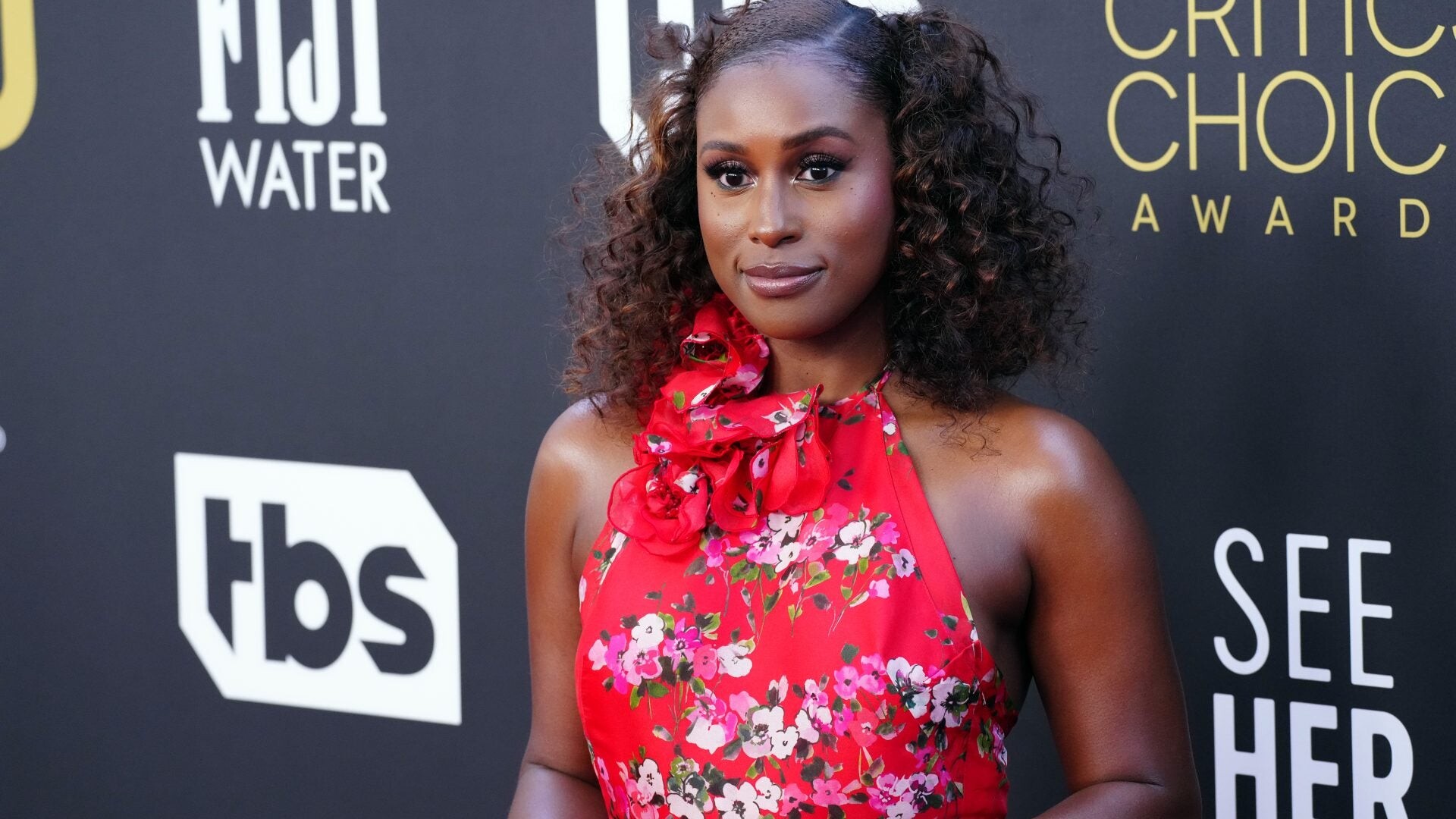 Issa Rae: The 2022 Critics' Choice Awards, Co-creator, co-writer, and star of the HBO television series Insecure. 1920x1080 Full HD Background.