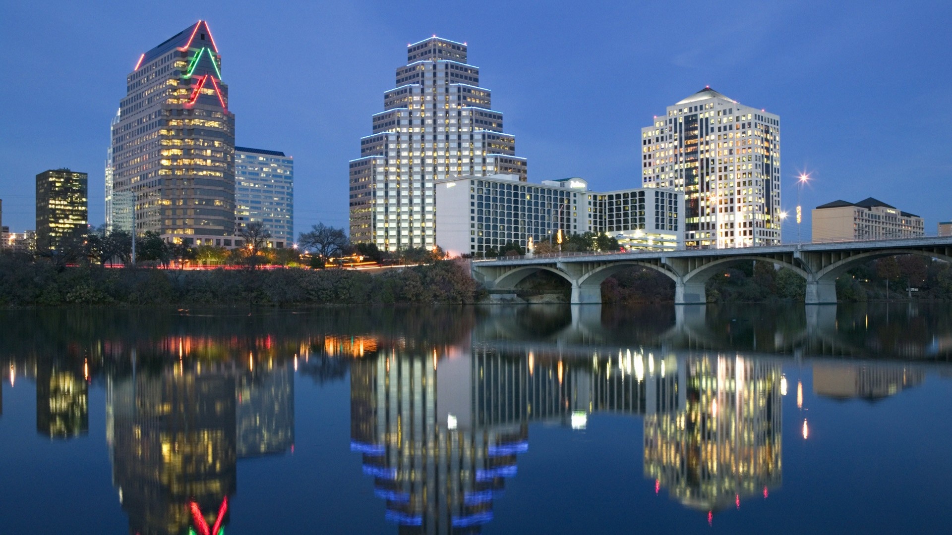 Austin: The home of the University of Texas, Streetscape, Urban design. 1920x1080 Full HD Background.