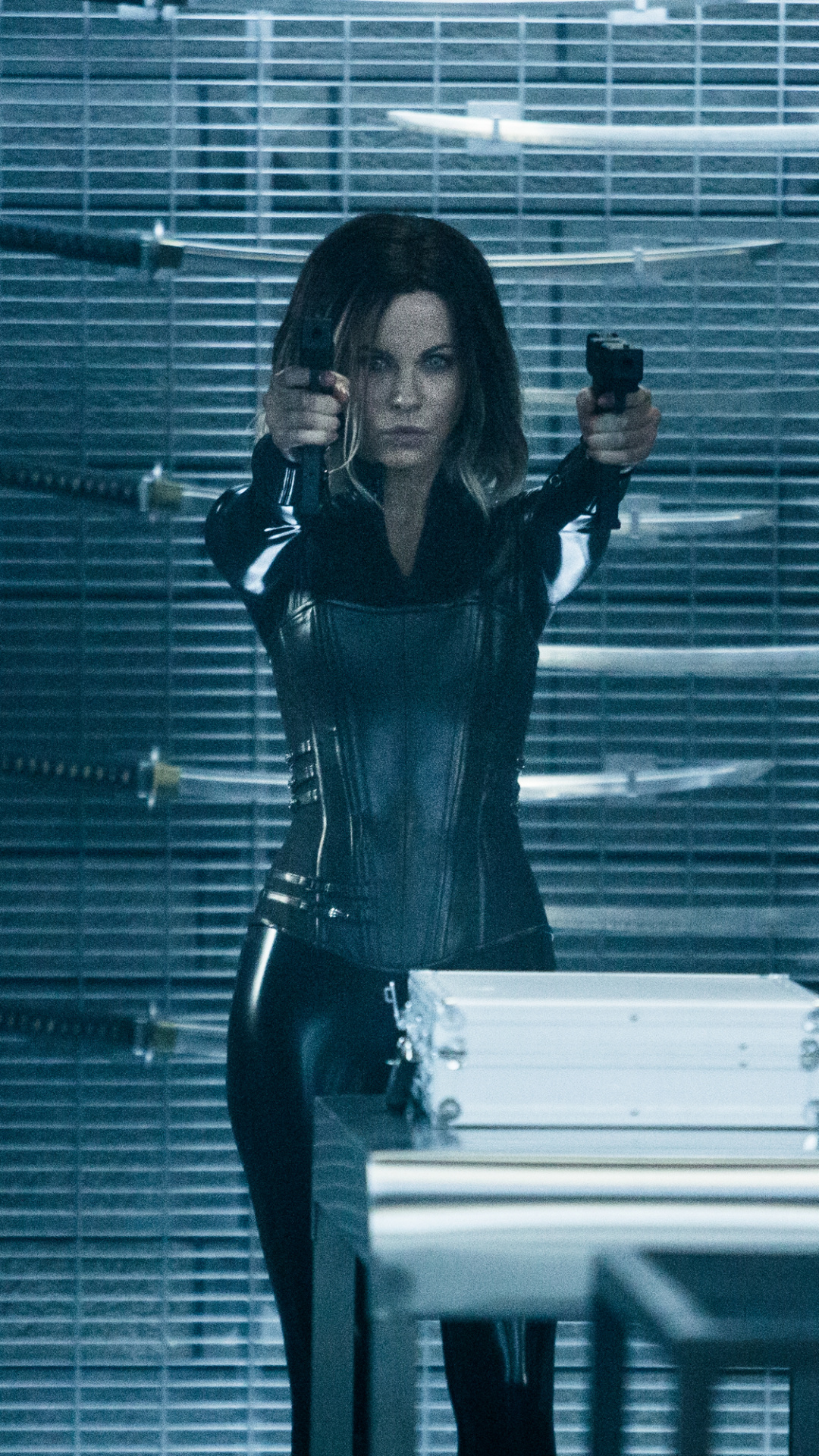 Selene (Underworld): A British actress, Popular for her roles in movies such as Van Helsing, Pearl Harbor, Total Recall. 1080x1920 Full HD Wallpaper.