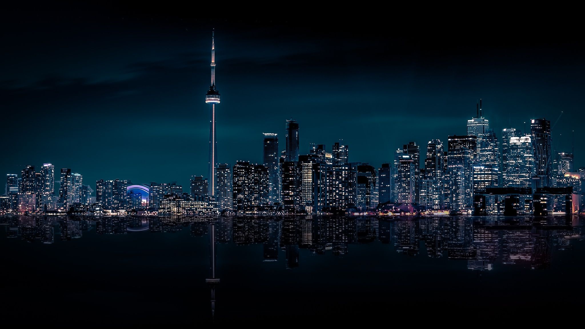 Toronto Skyline at Night, Moonlit city, Night sky, Urban charm, 2050x1160 HD Desktop