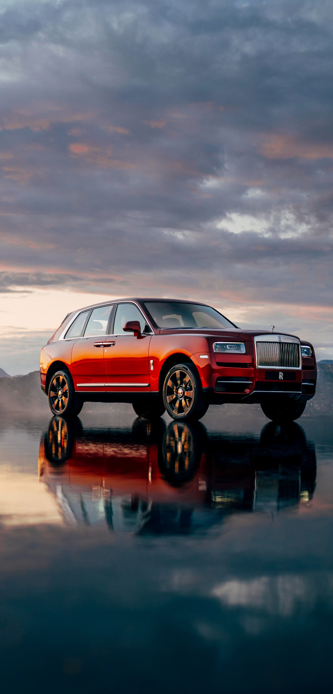 Rolls-Royce Cullinan, Luxury vehicle, Elegance and power, Exquisite craftsmanship, 1080x2250 HD Phone