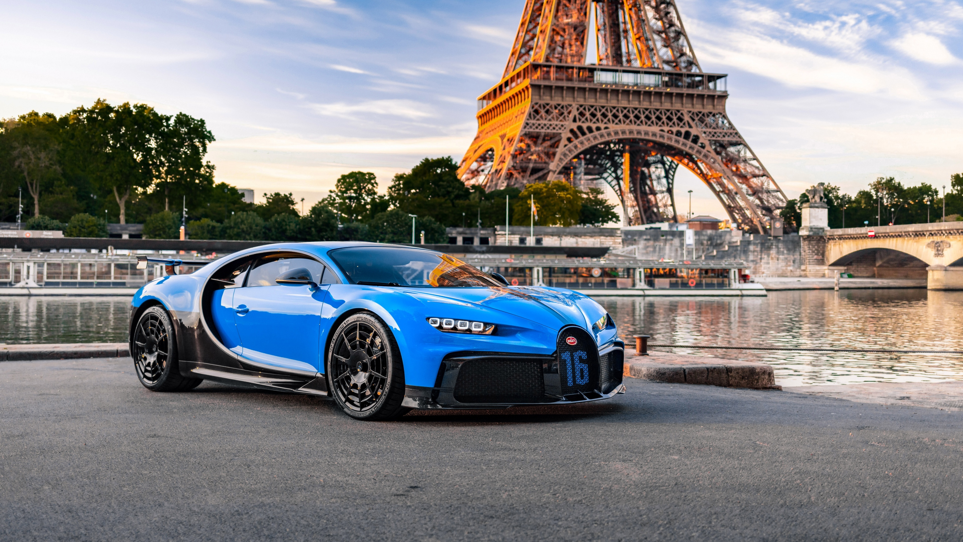 Bugatti Chiron, Pur sport power, Unleashing performance, Flawless craftsmanship, 3840x2160 4K Desktop