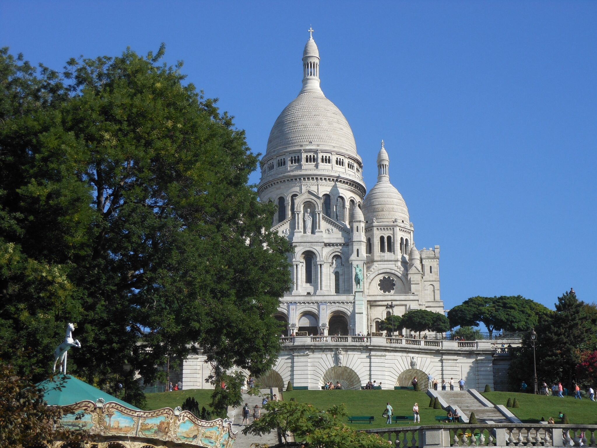 Sacred Heart Basilica, Paris Travels, September in Paris, France travel, 2050x1540 HD Desktop