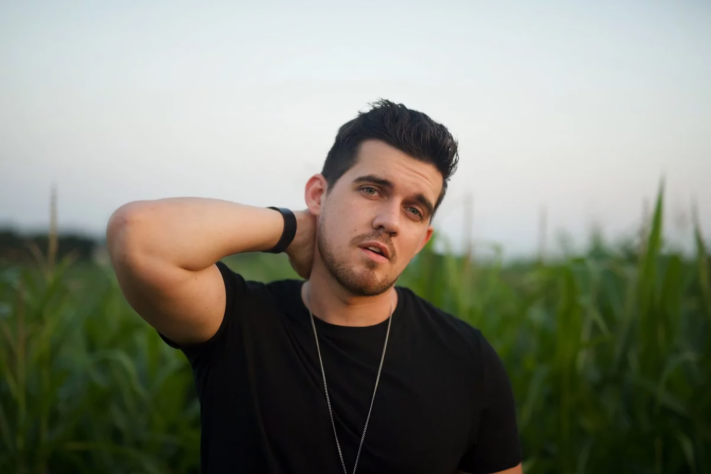 Drew Jacobs, Smooth vocals, Catchy melodies, R&B vibes, 2400x1600 HD Desktop