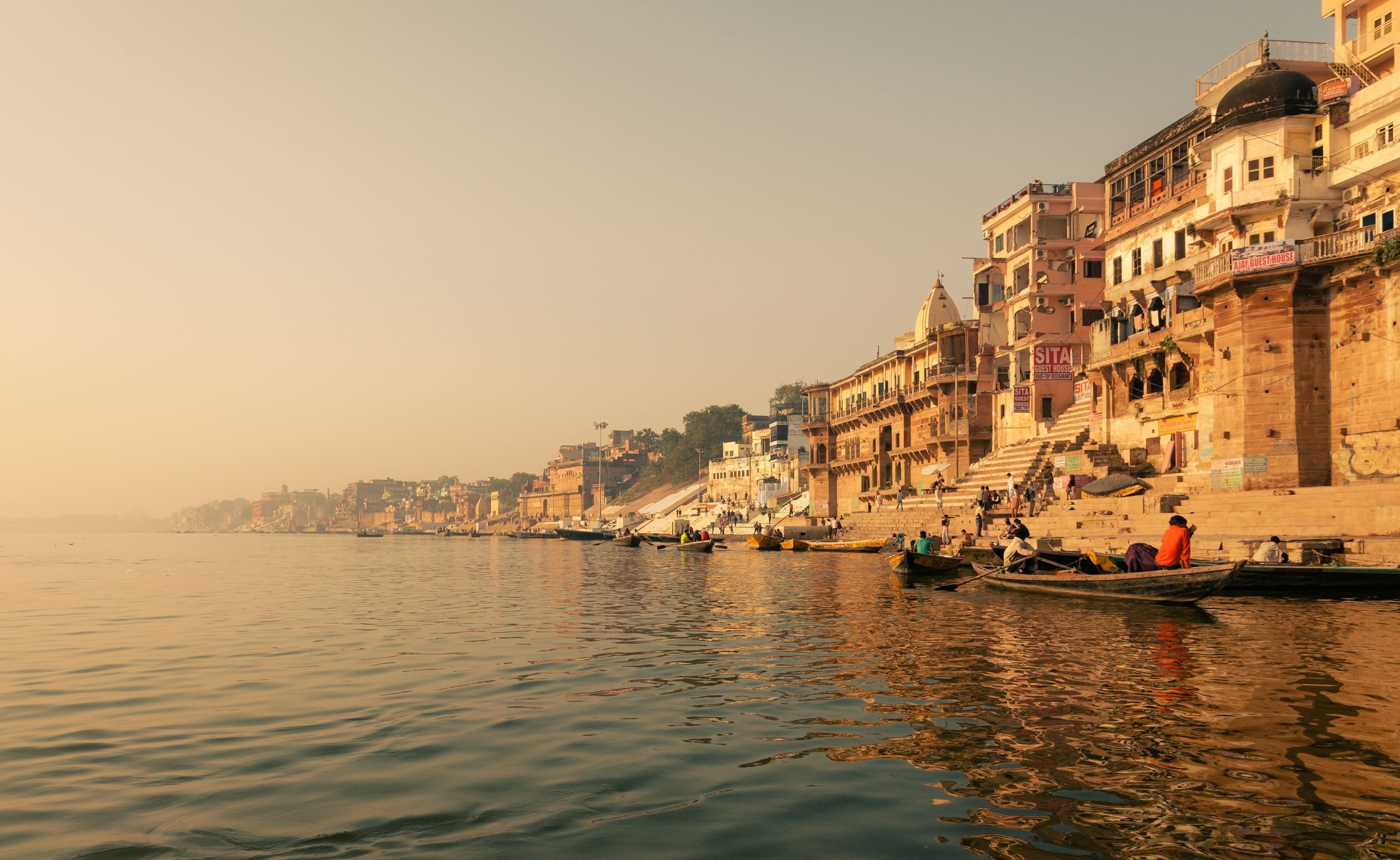 The Ganges Travels, Varanasi wallpapers, spiritual, India, 3180x1960 HD Desktop