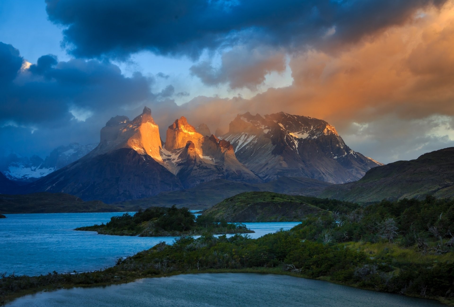 Torres del Paine National Park, HD wallpapers, Background images, Nature's beauty, 1920x1300 HD Desktop