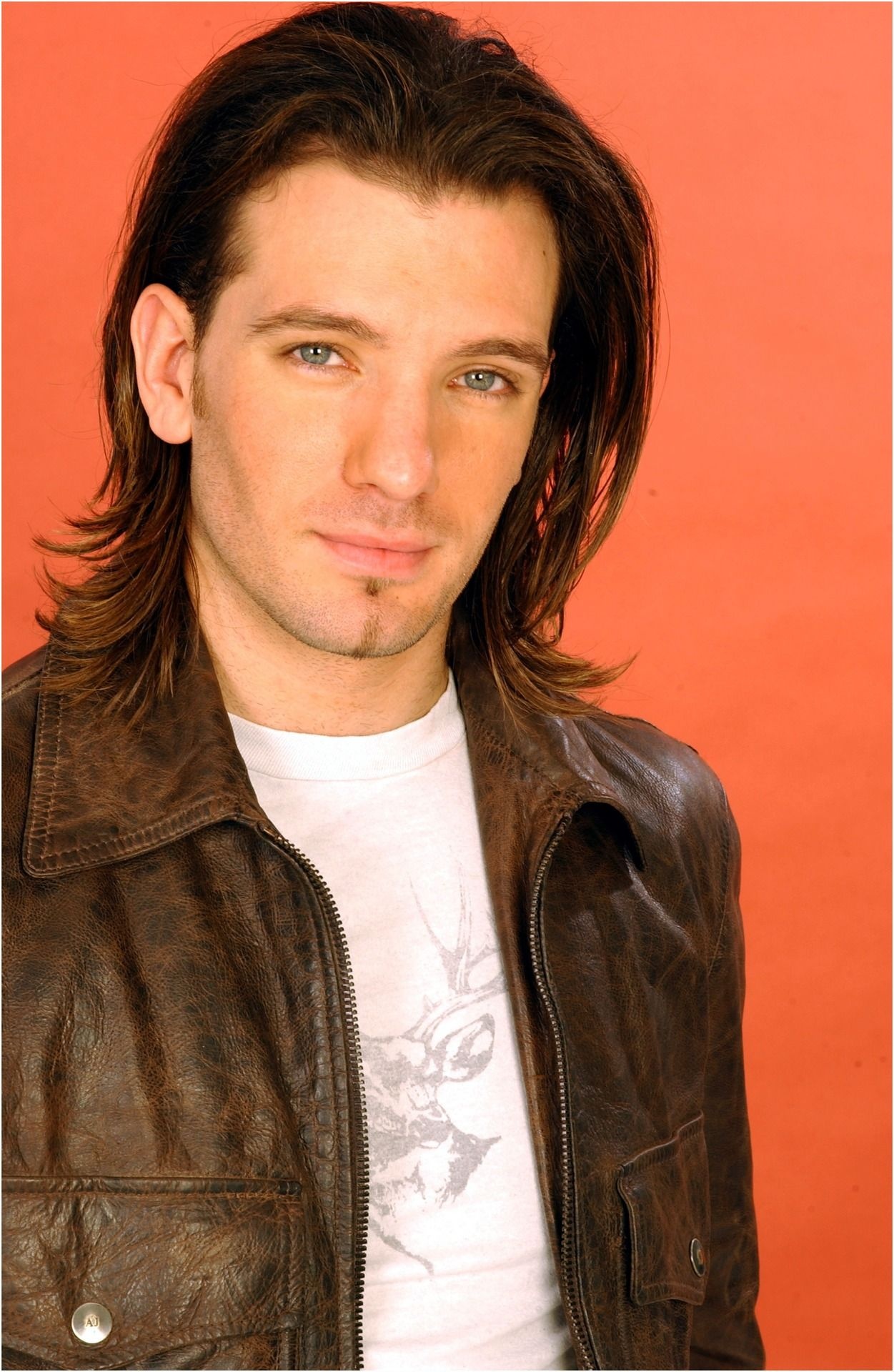 JC Chasez, Solo endeavors, Pop music icon, Musical journey, 1260x1920 HD Handy