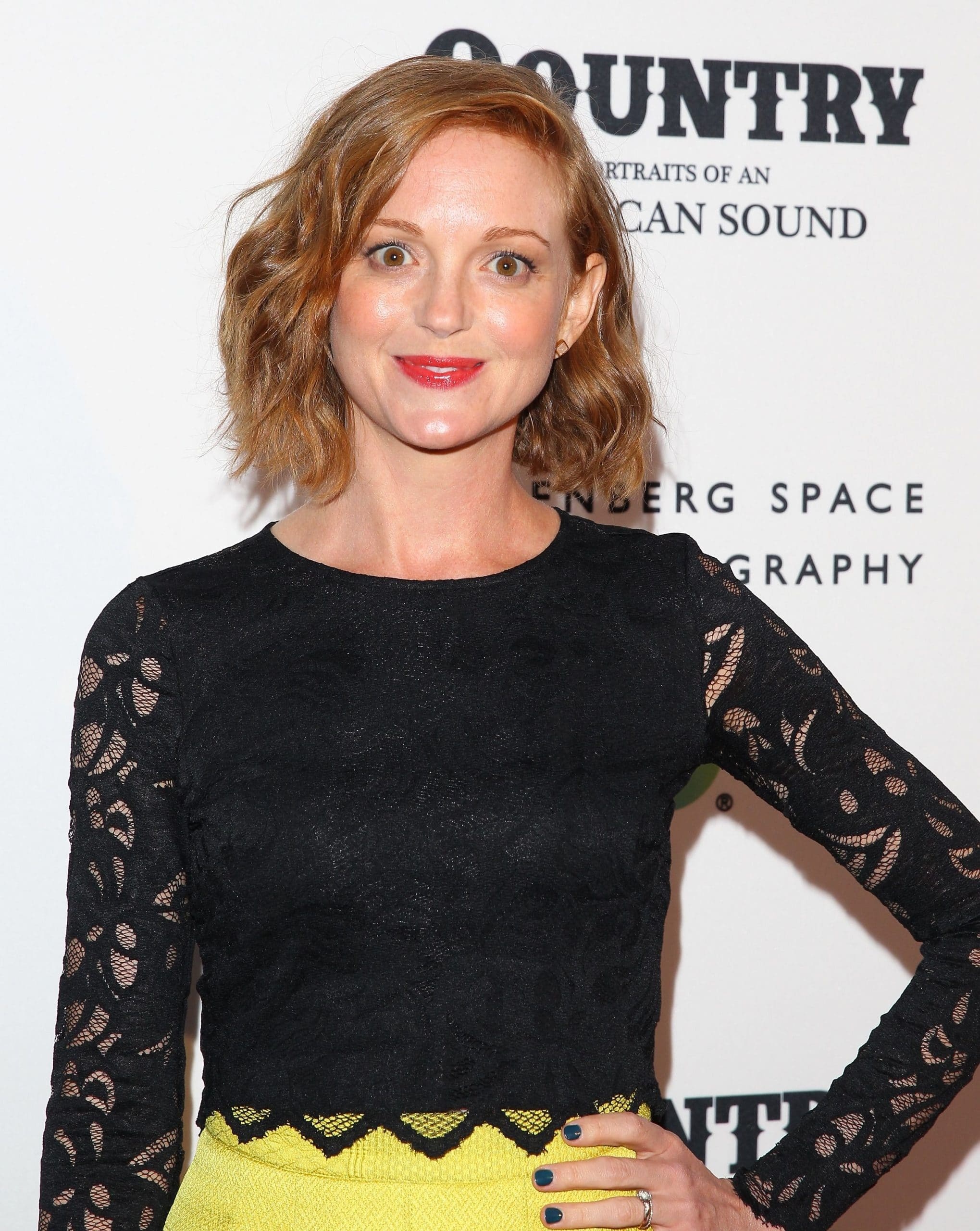 Jayma Mays, Current Updates, Net Worth, Personal Life, Fascinating Facts, 2040x2560 HD Phone