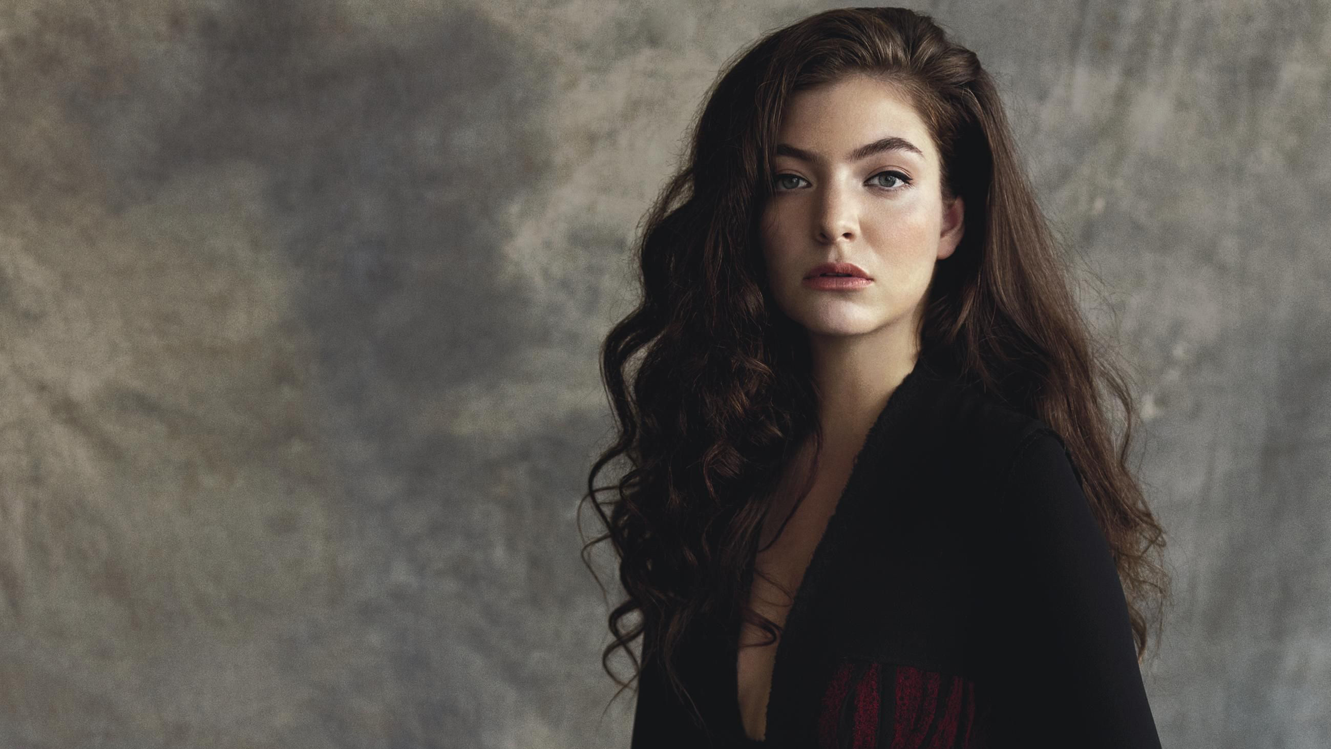 Lorde in Vogue Australia, HD celebrity wallpapers, Stunning images, Captivating photos, 2600x1470 HD Desktop
