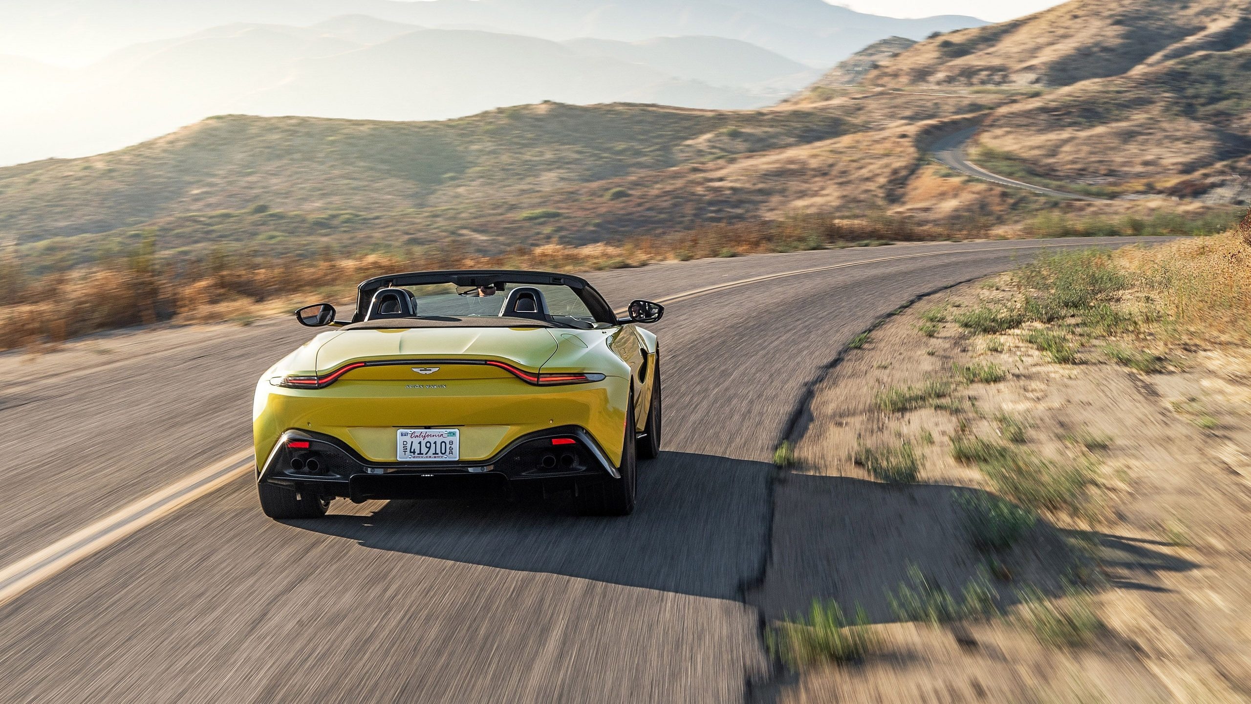 Aston Vantage Roadster, 2021 wallpapers, 2560x1440 HD Desktop
