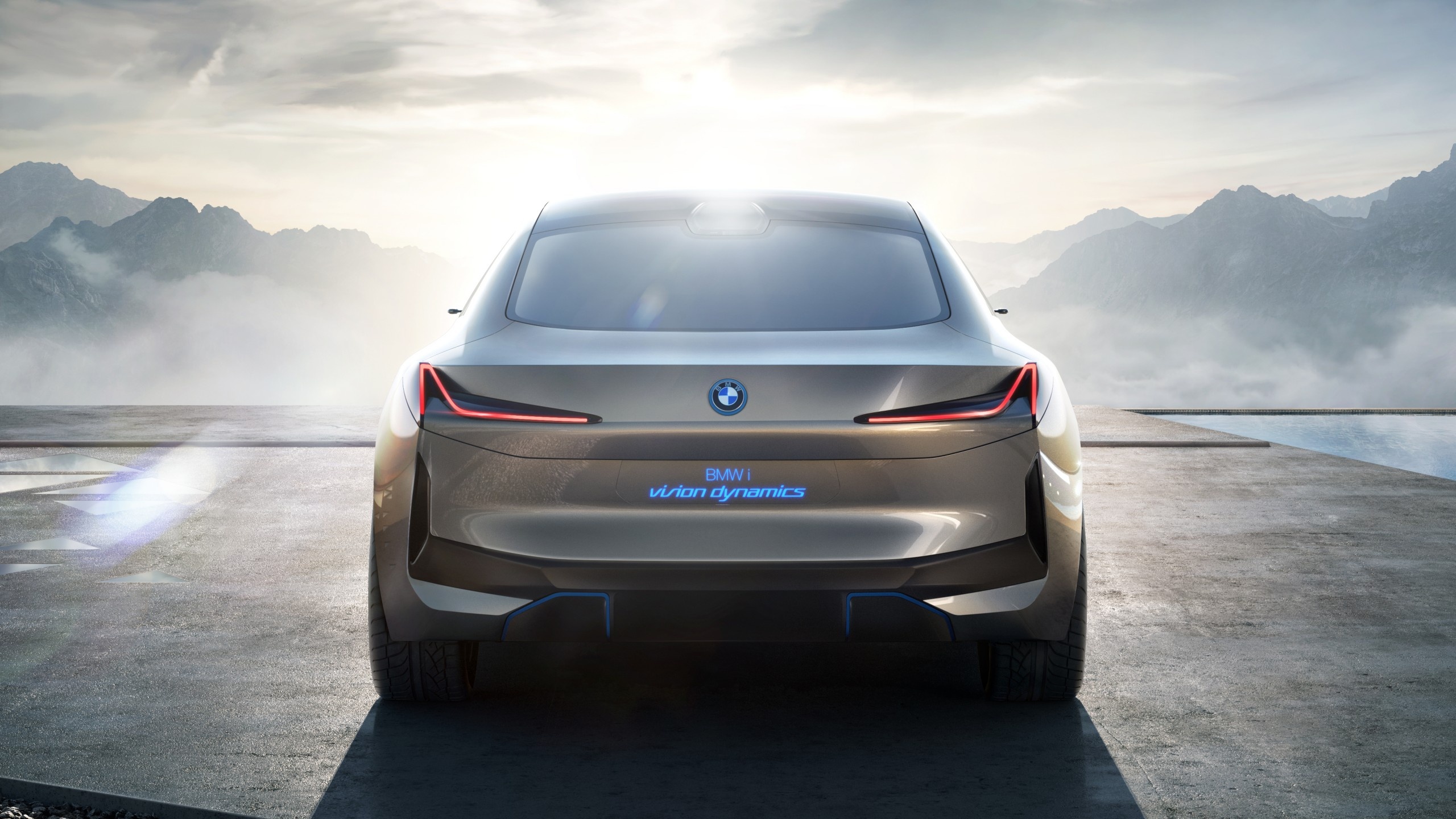 BMW i4, Luxury electric sedan, Impressive range, Sustainable mobility, 2560x1440 HD Desktop