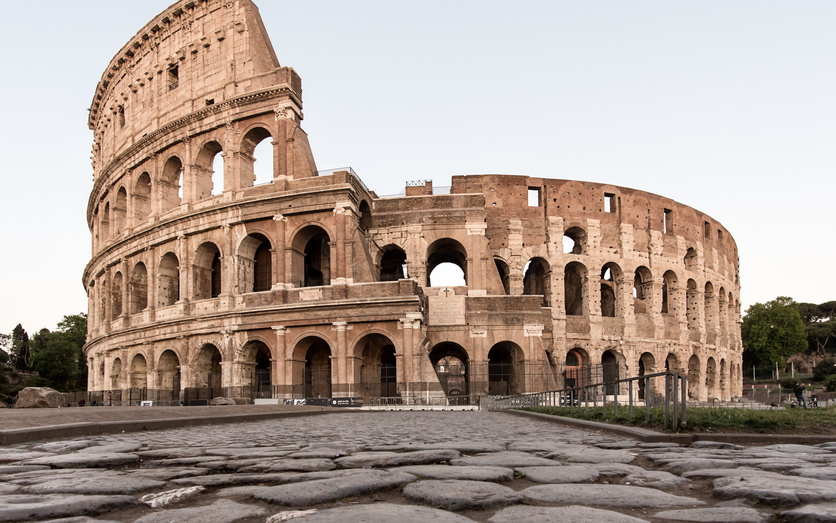 Colosseum, Rome, Landmark, Morning, 2880x1800 HD Desktop