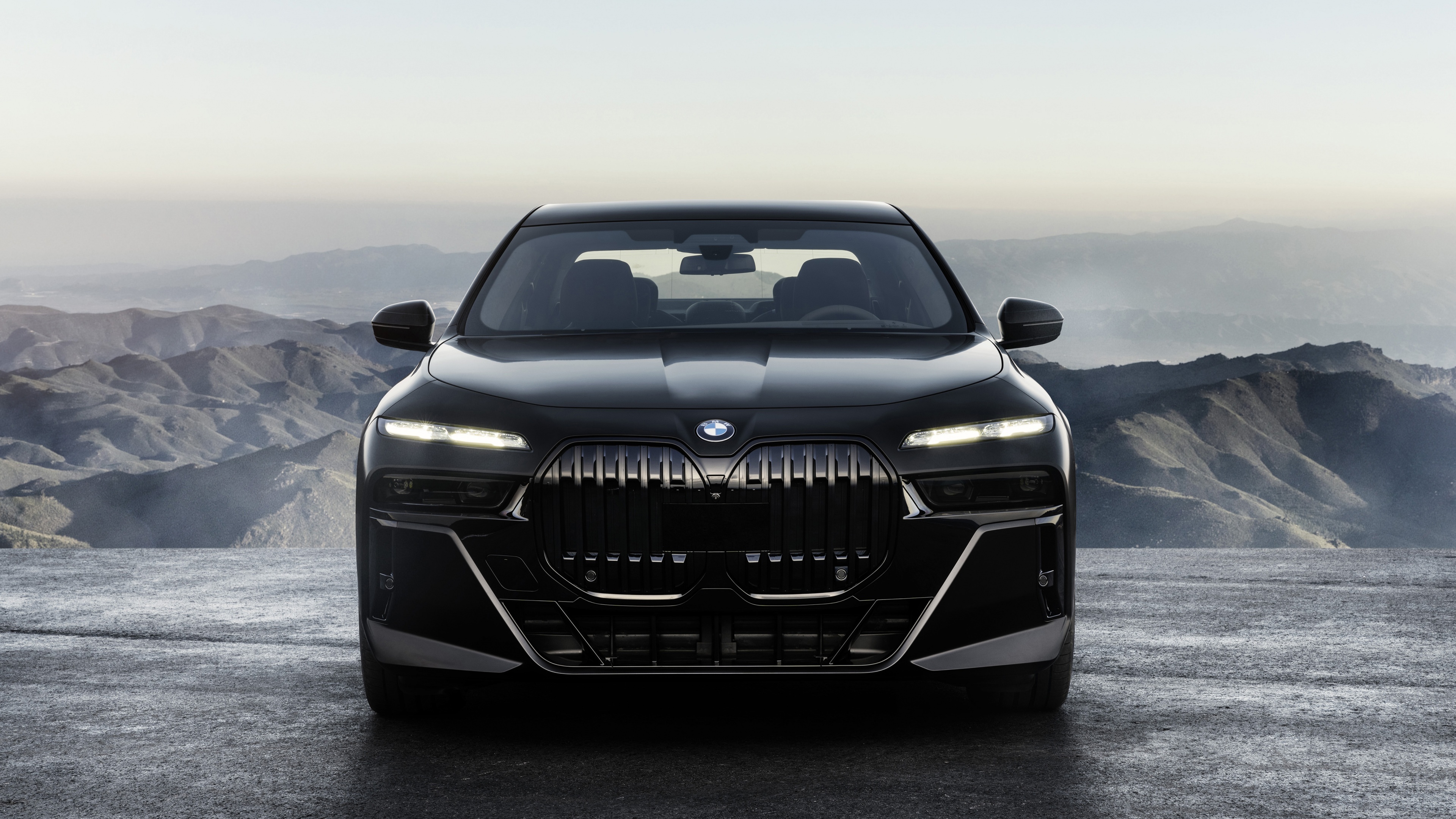 BMW 7 Series, Luxury sedan, 2022 model, 5k cars, 3840x2160 4K Desktop